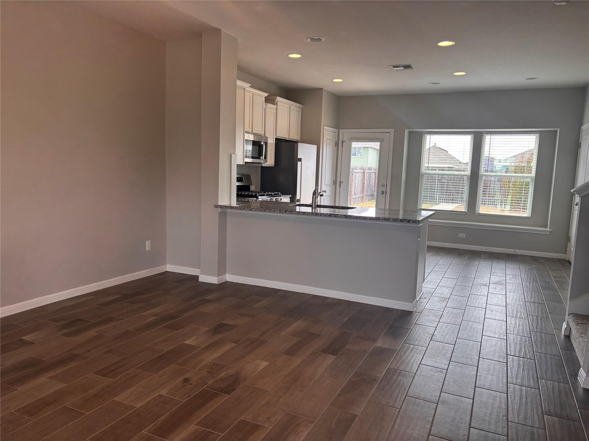 2916 Brand Iron Dr, San Marcos, TX 78666