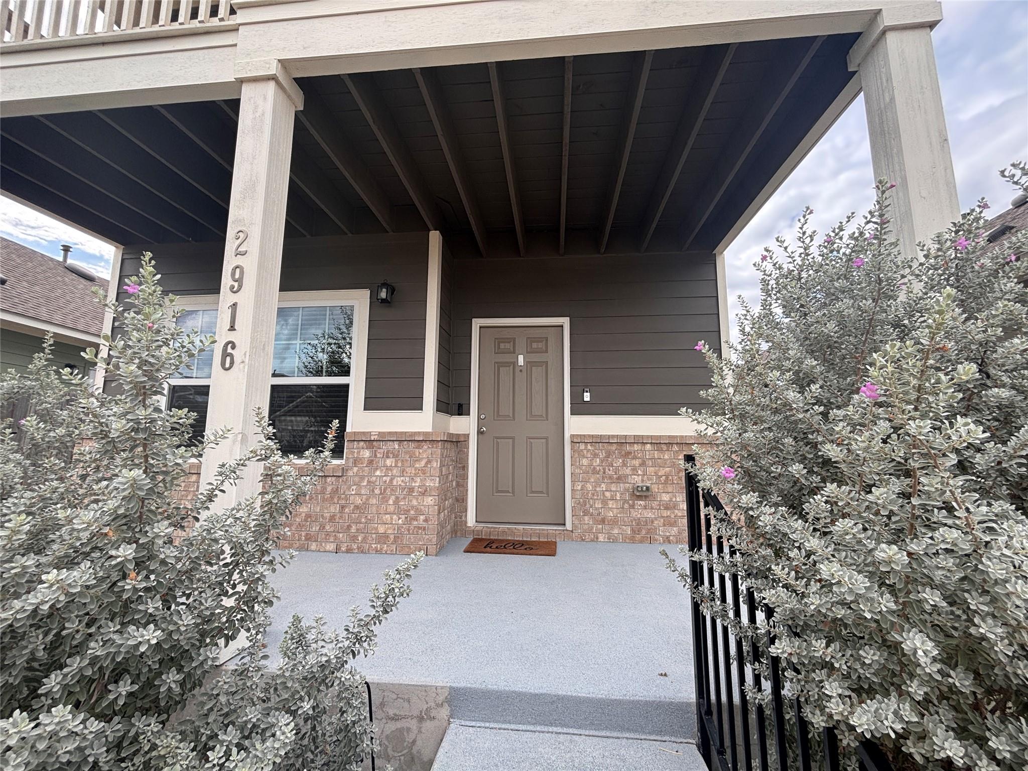 2916 Brand Iron Dr, San Marcos, TX 78666