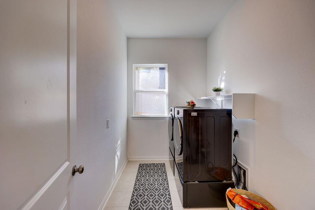 351 Pigeon River Rd, Kyle, TX 78640