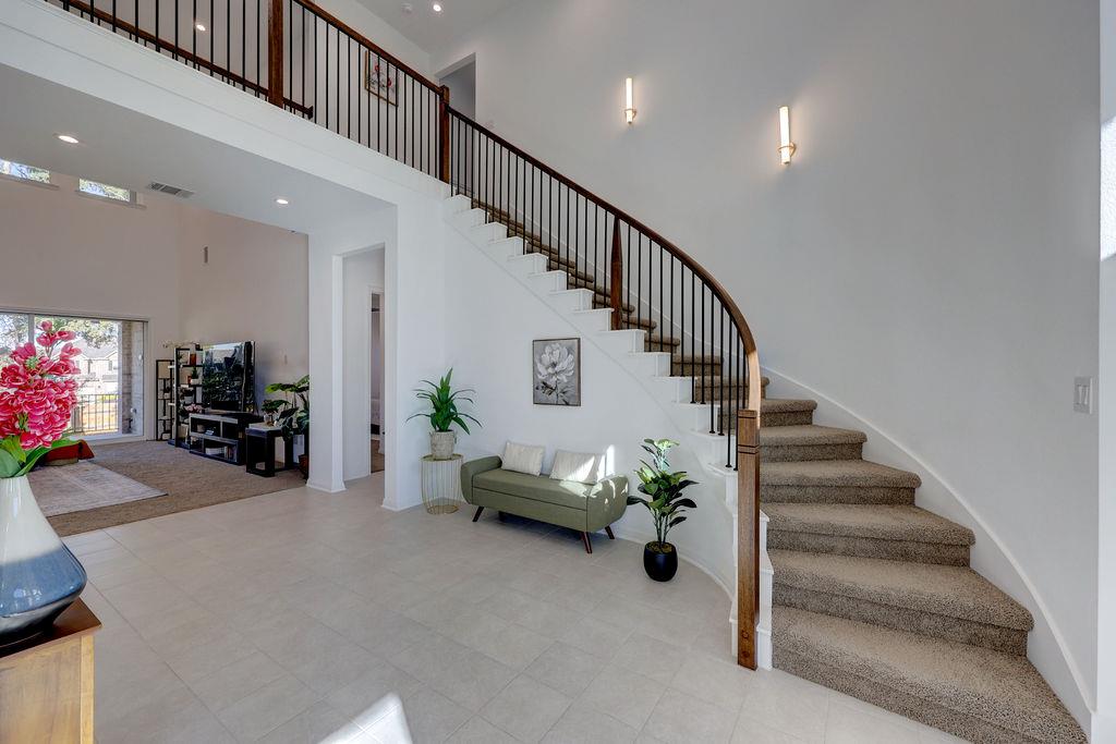 351 Pigeon River Rd, Kyle, TX 78640