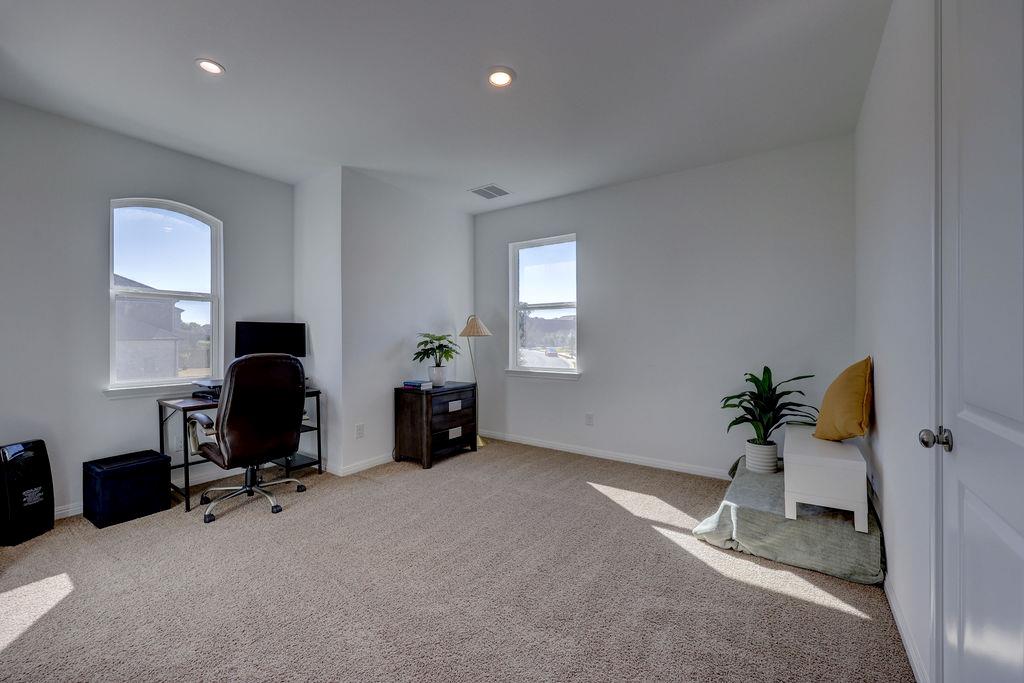 351 Pigeon River Rd, Kyle, TX 78640