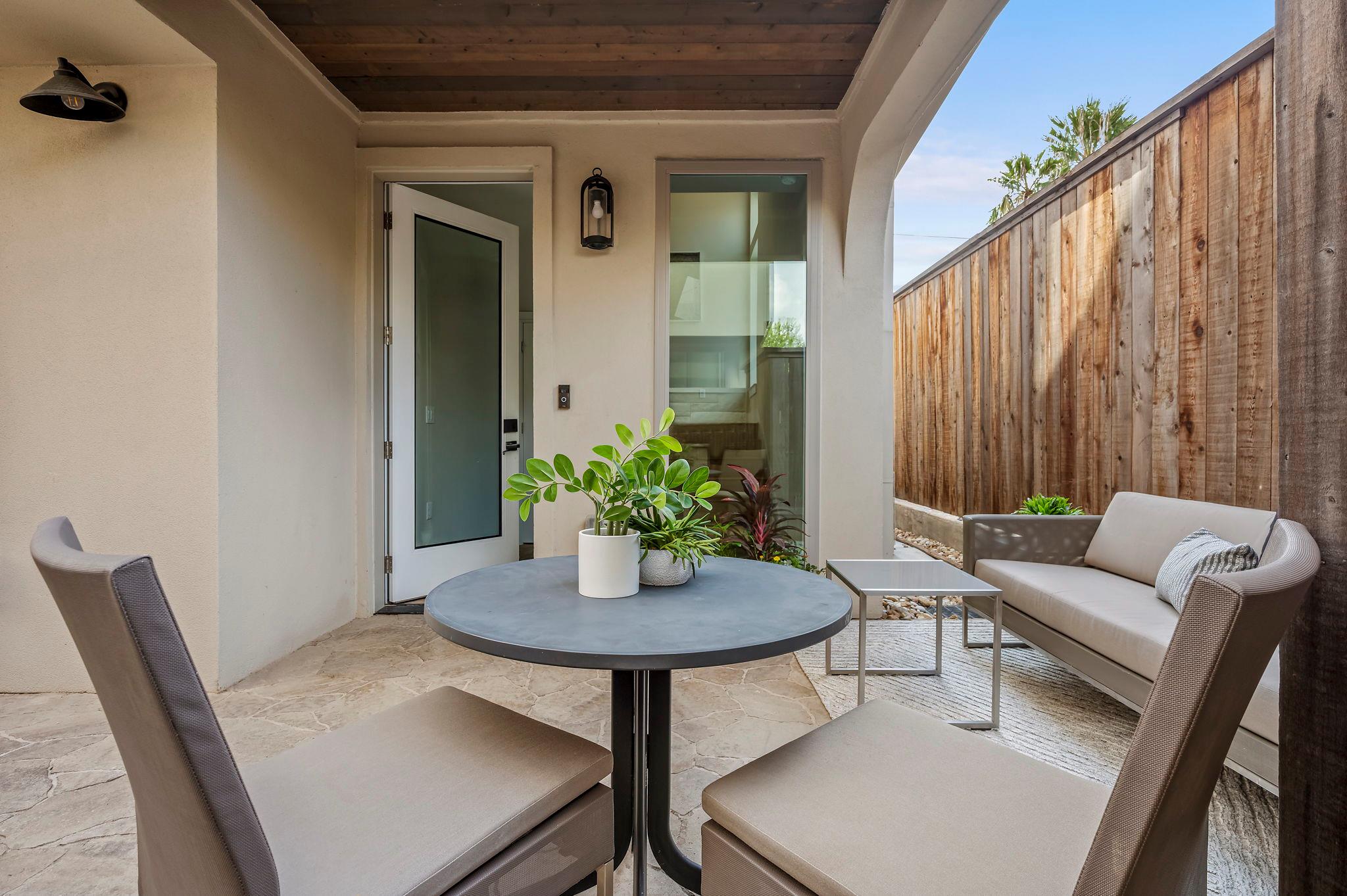 2300 Enfield Rd # 302, Austin, TX 78703