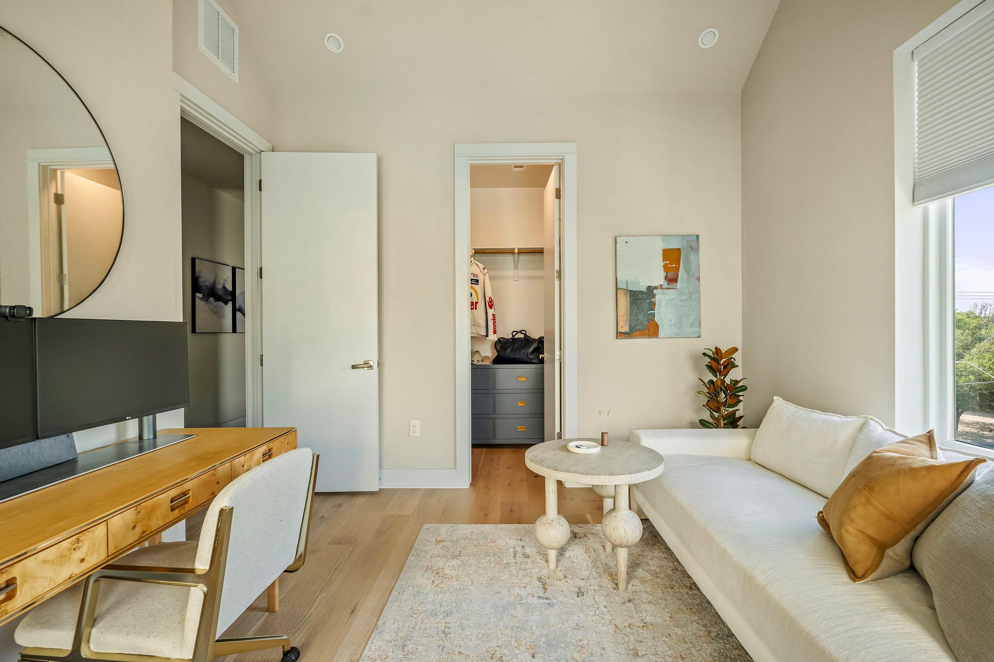 2300 Enfield Rd # 302, Austin, TX 78703