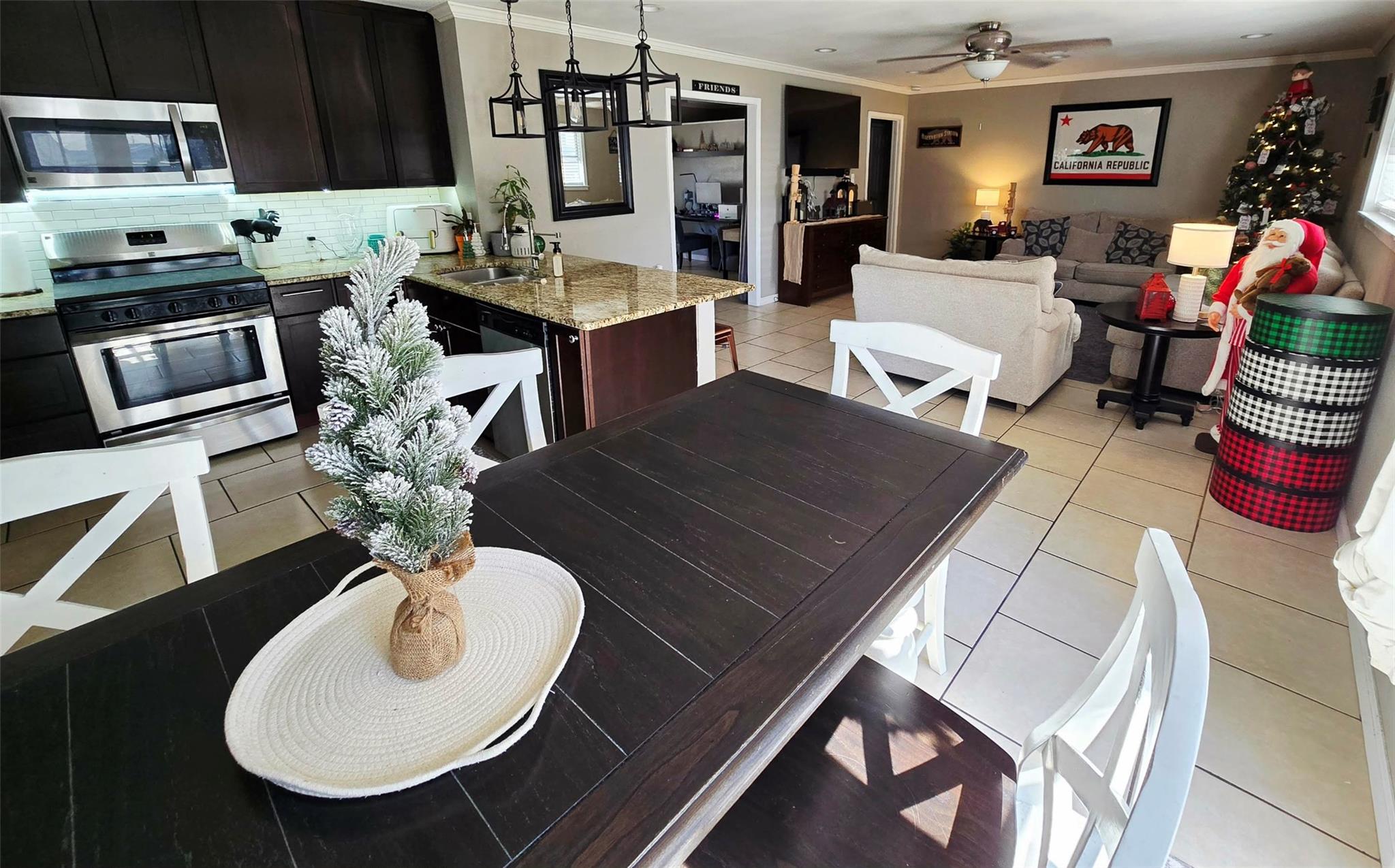 1908 Dawn Dr, Georgetown, TX 78628