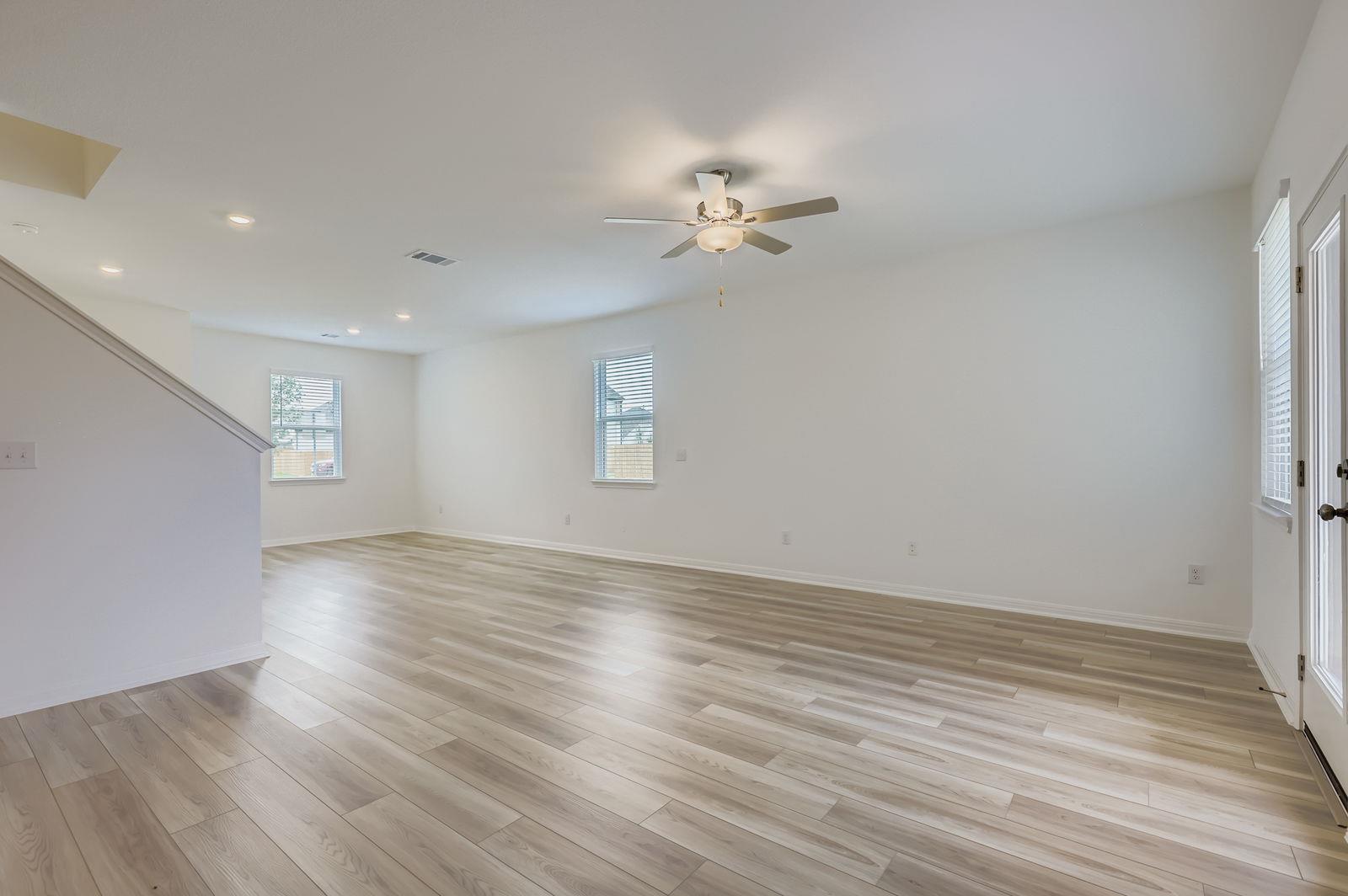 13908 Edna Maxine Walk, Del Valle, TX 78617