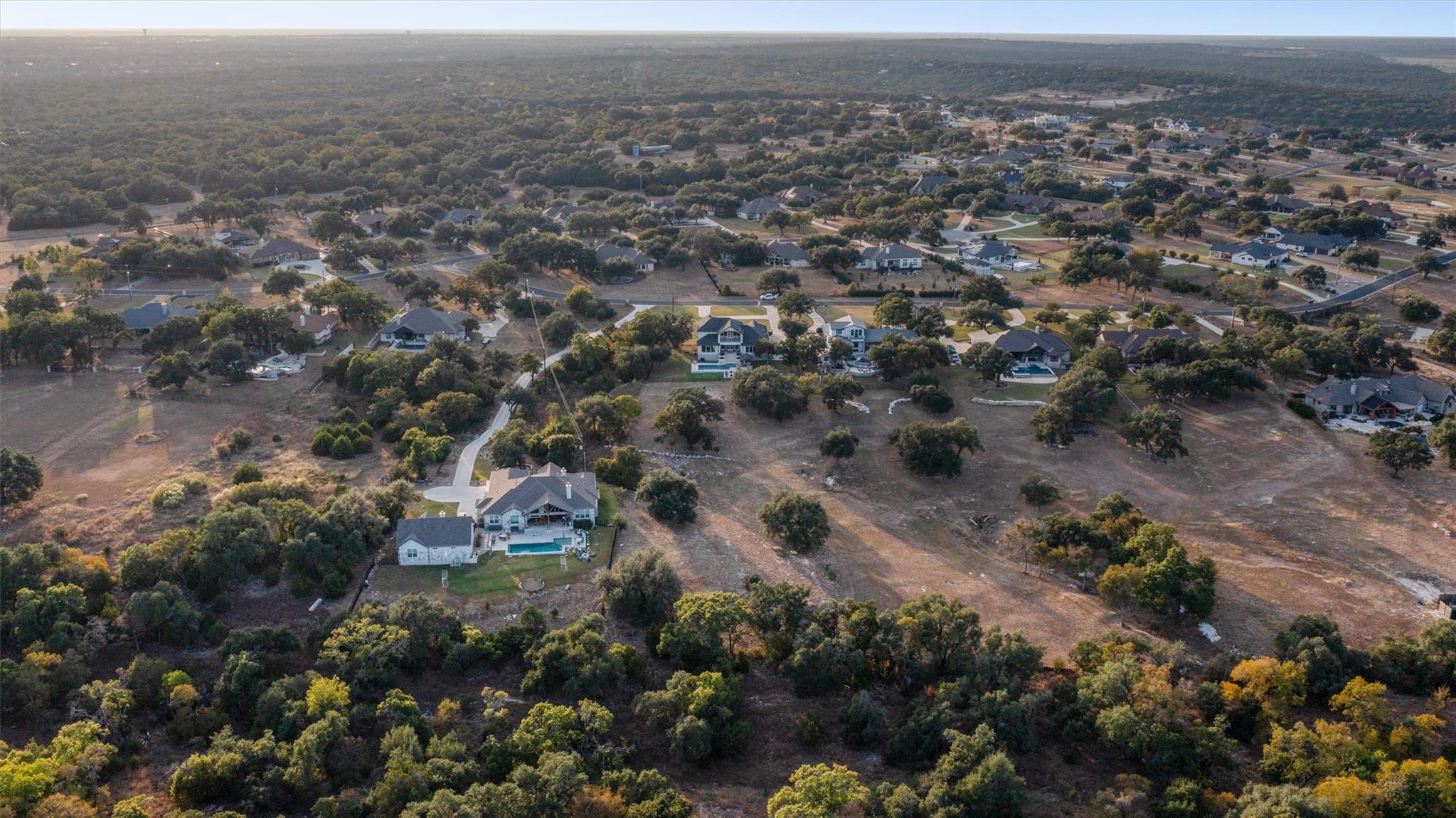 1008 Eagle Point Dr, Georgetown, TX 78628