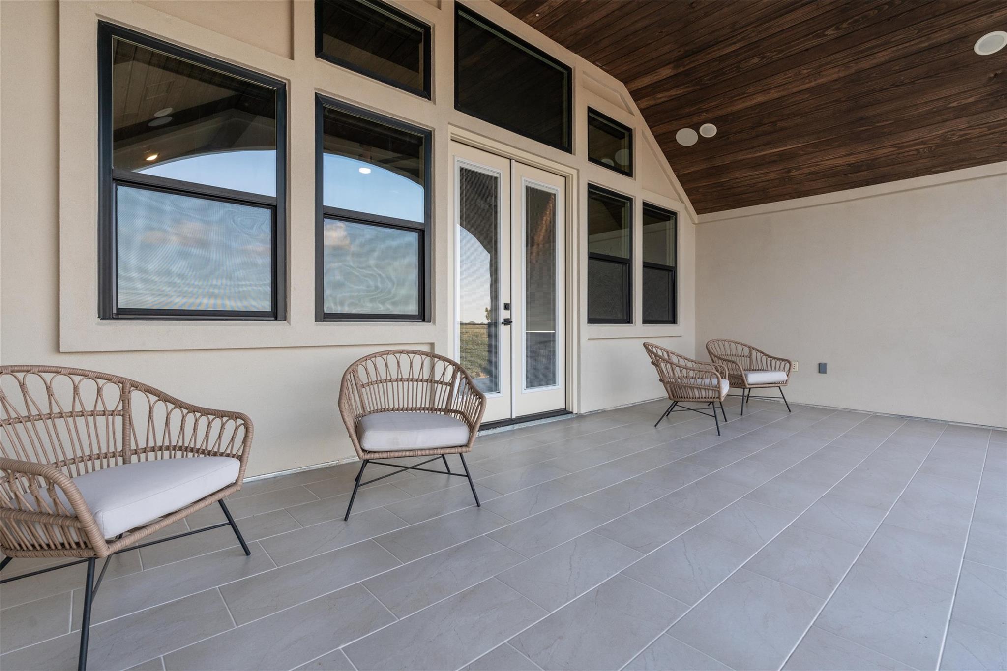 1008 Eagle Point Dr, Georgetown, TX 78628