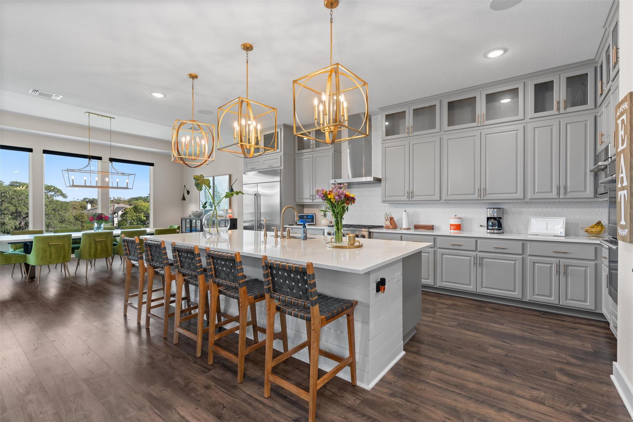 1008 Eagle Point Dr, Georgetown, TX 78628