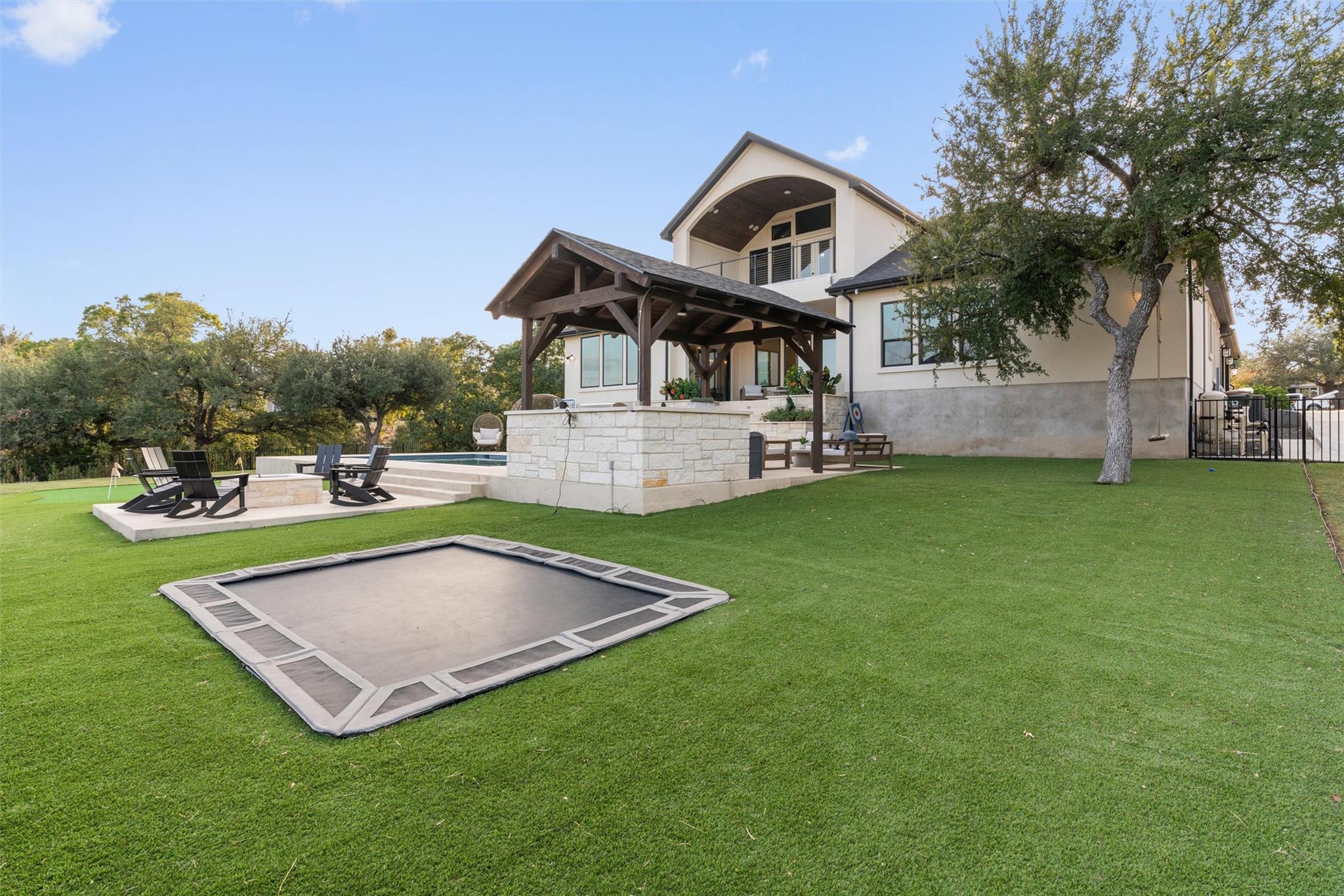 1008 Eagle Point Dr, Georgetown, TX 78628