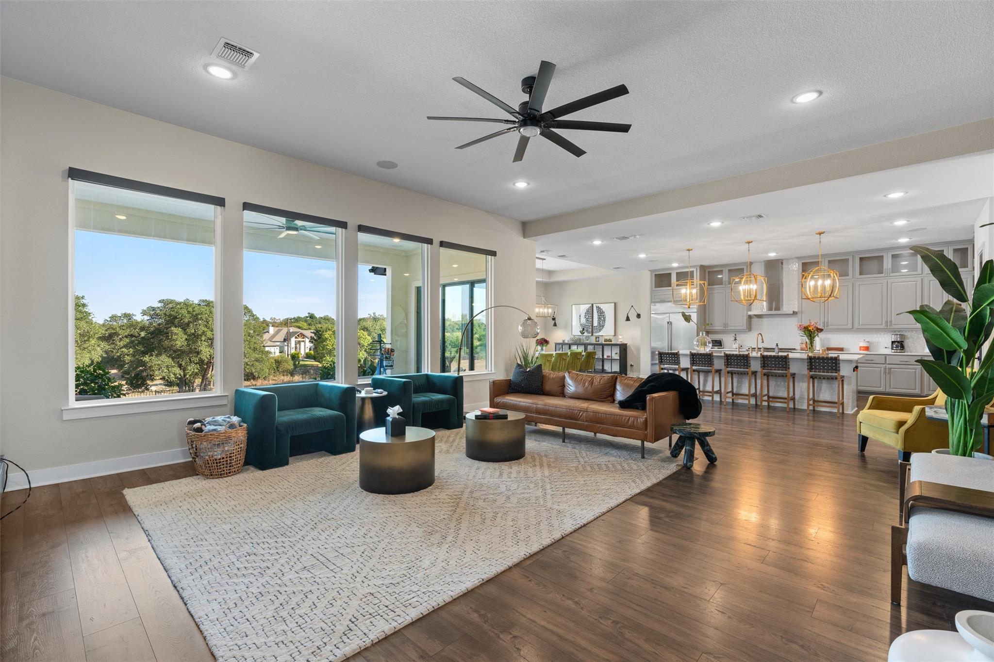 1008 Eagle Point Dr, Georgetown, TX 78628