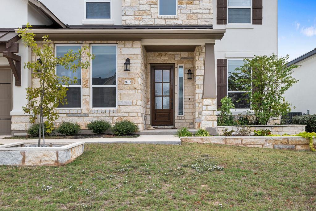 920 Villa Rialto Vw, Leander, TX 78641