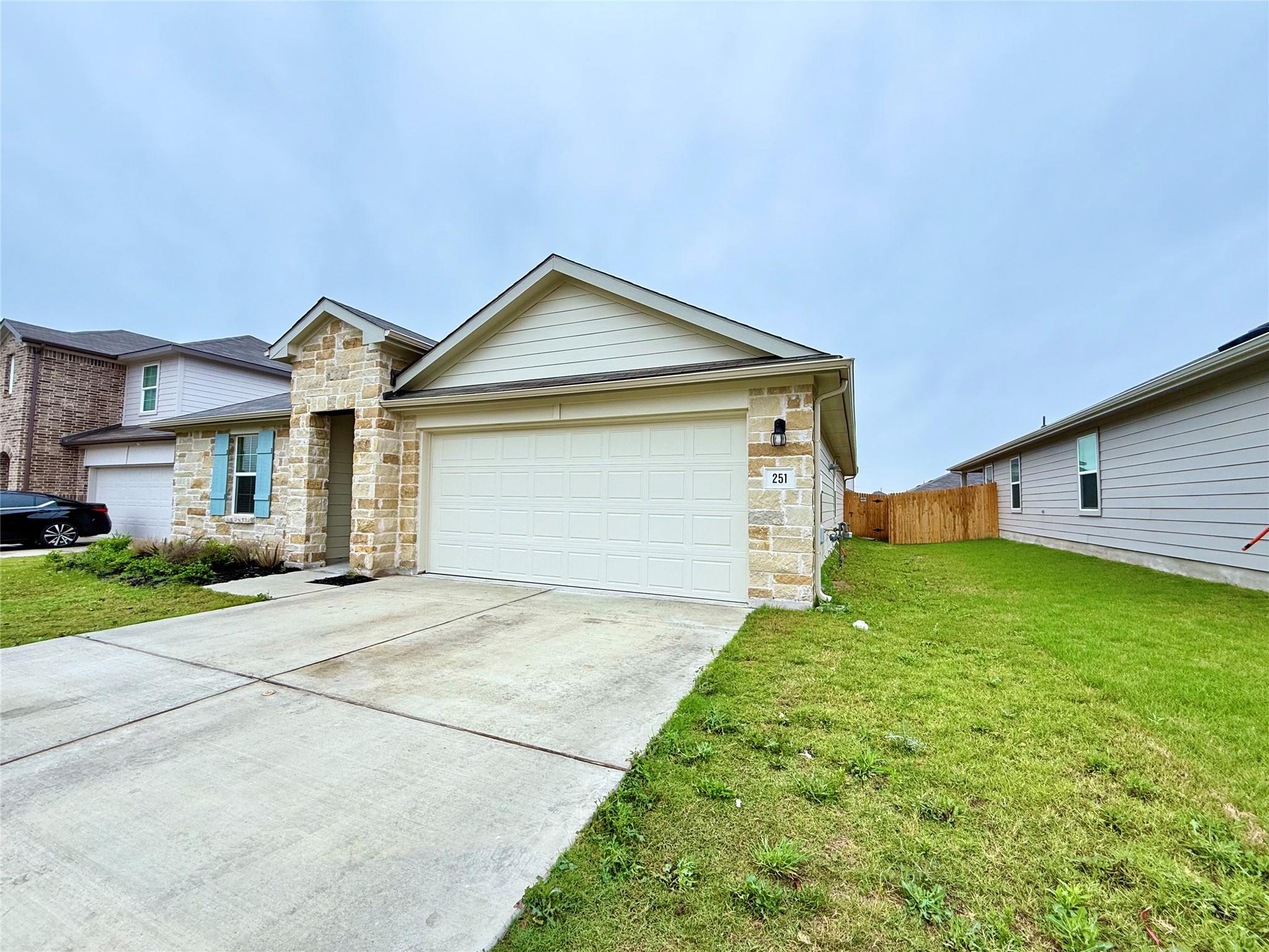 251 Arroyo Sweetwood Cir, Kyle, TX 78640