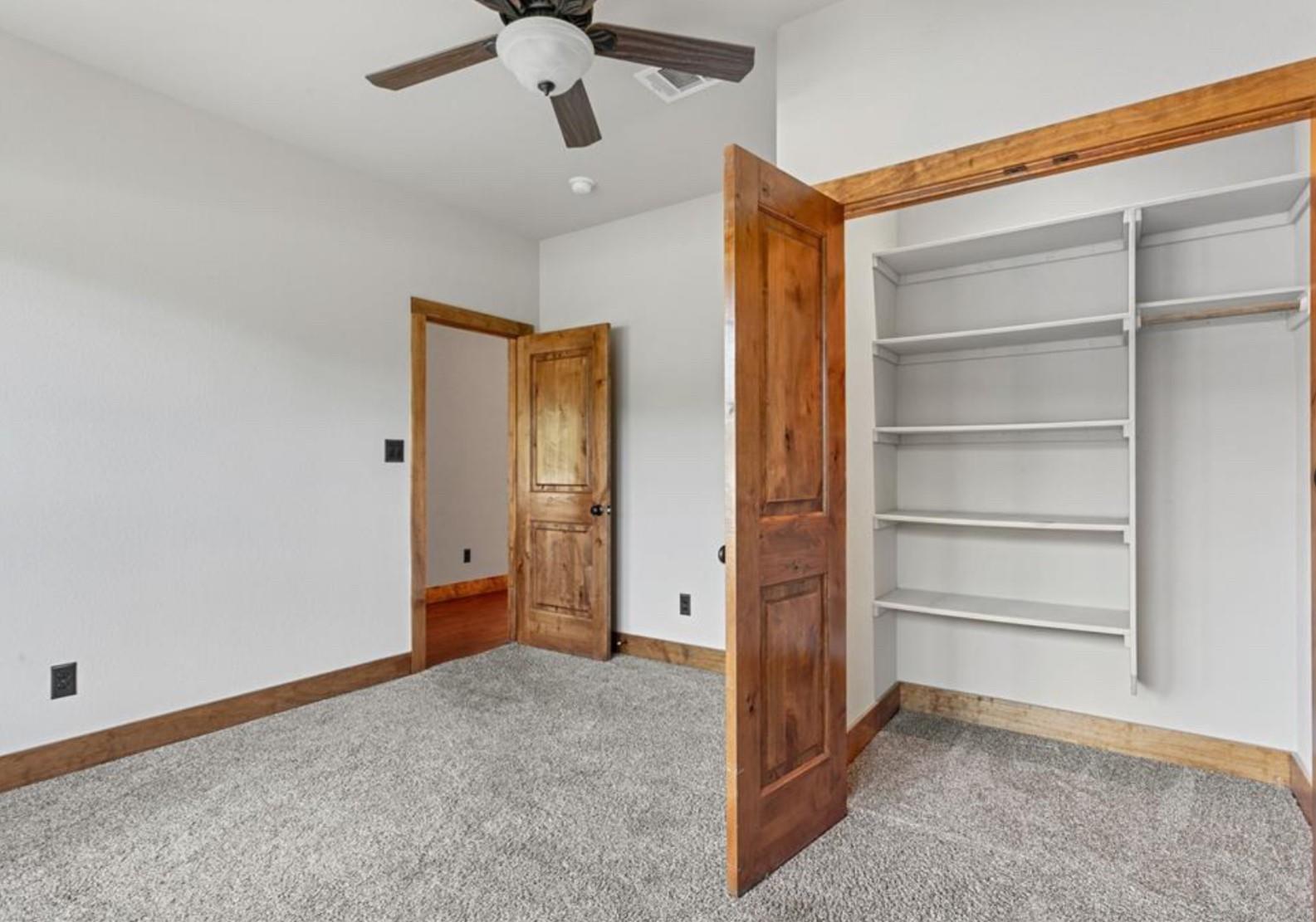 20603 Ridgeview Rd, Lago Vista, TX 78645