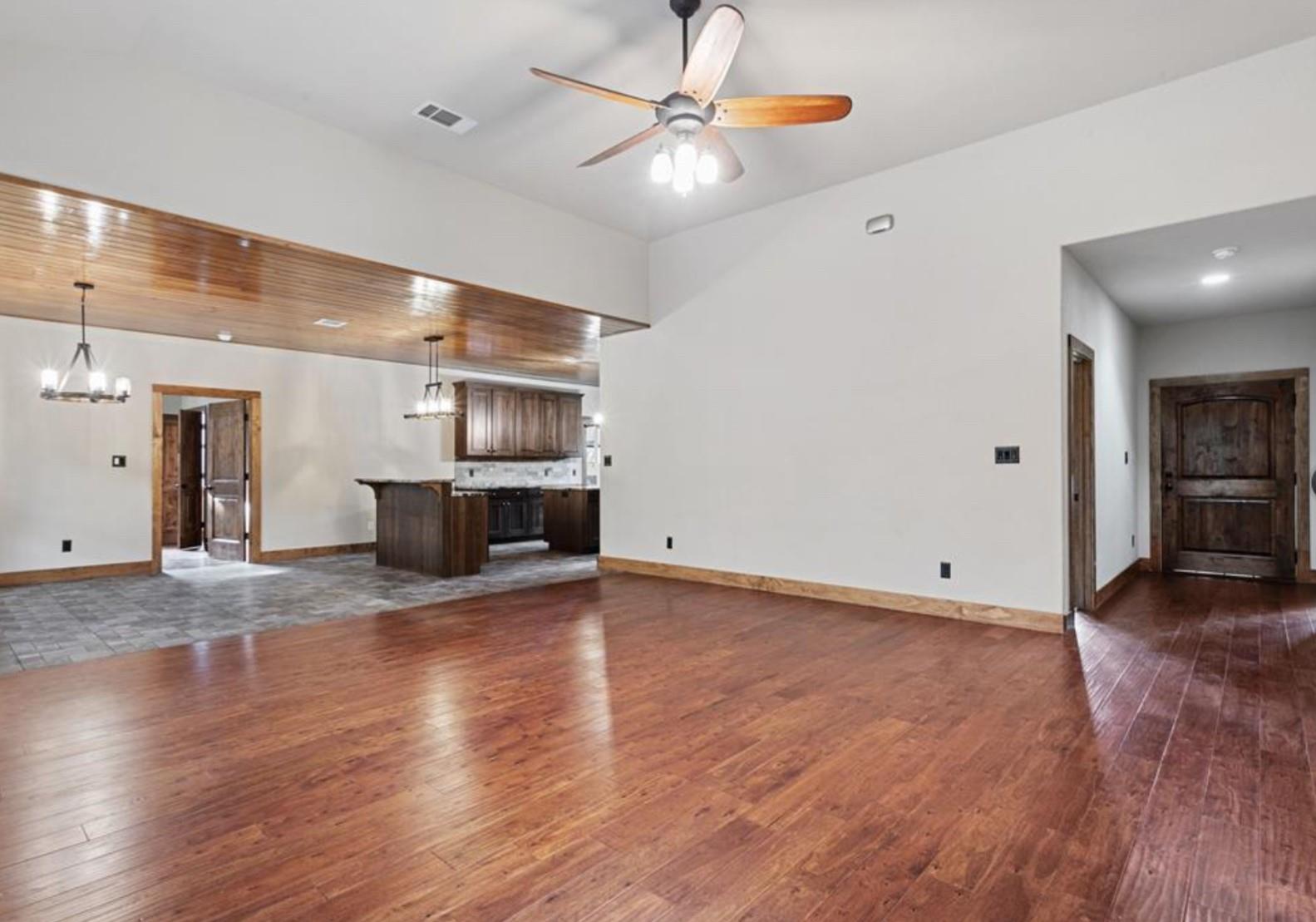 20603 Ridgeview Rd, Lago Vista, TX 78645