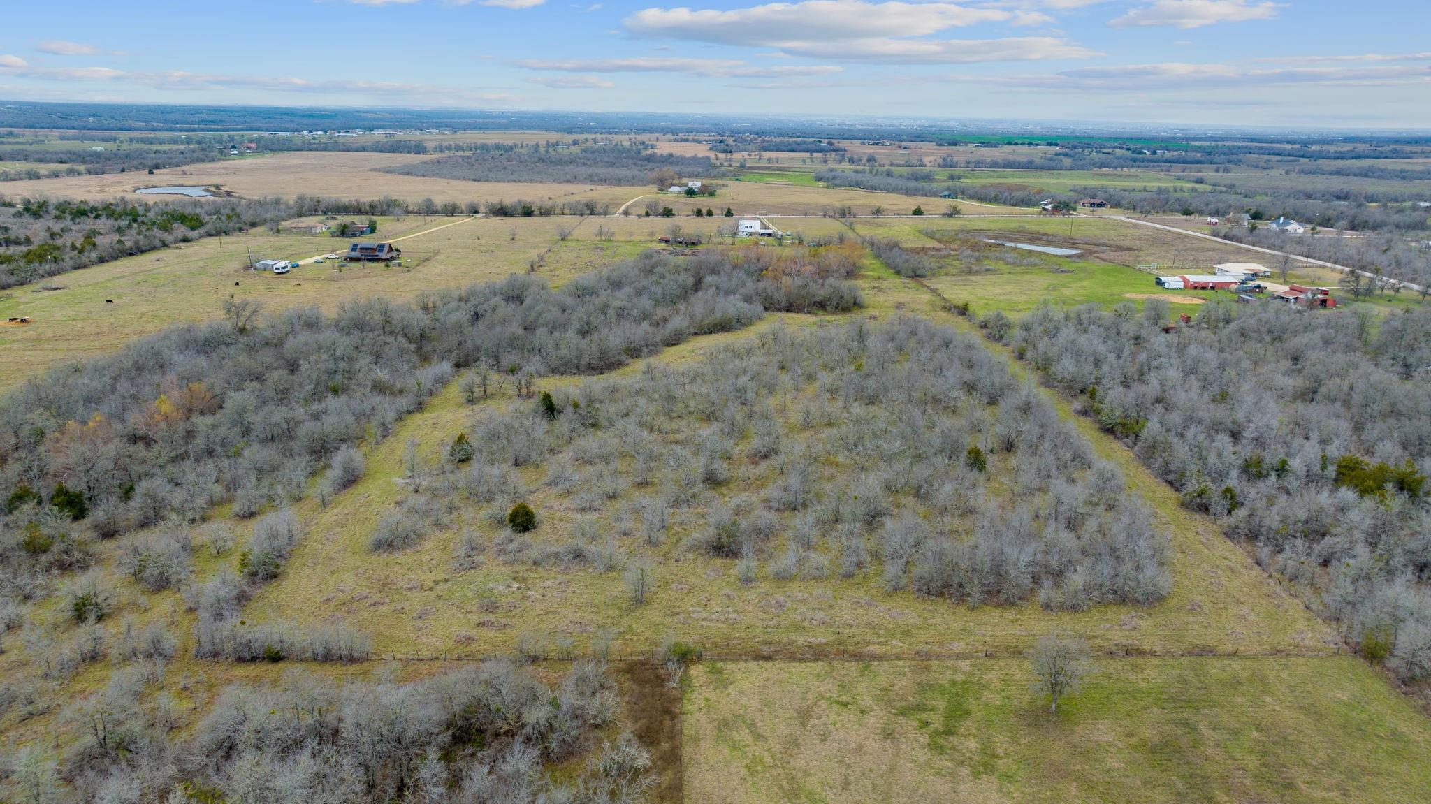 763 Upper Elgin River Rd, Elgin, TX 78621