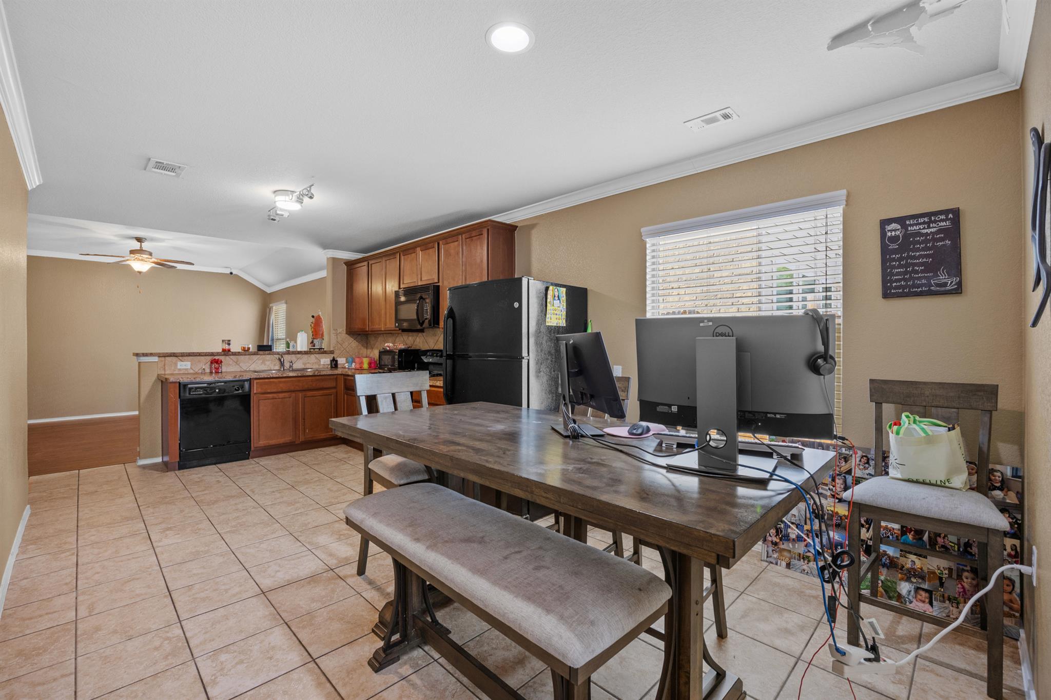 7128 Outfitter Dr, Austin, TX 78744