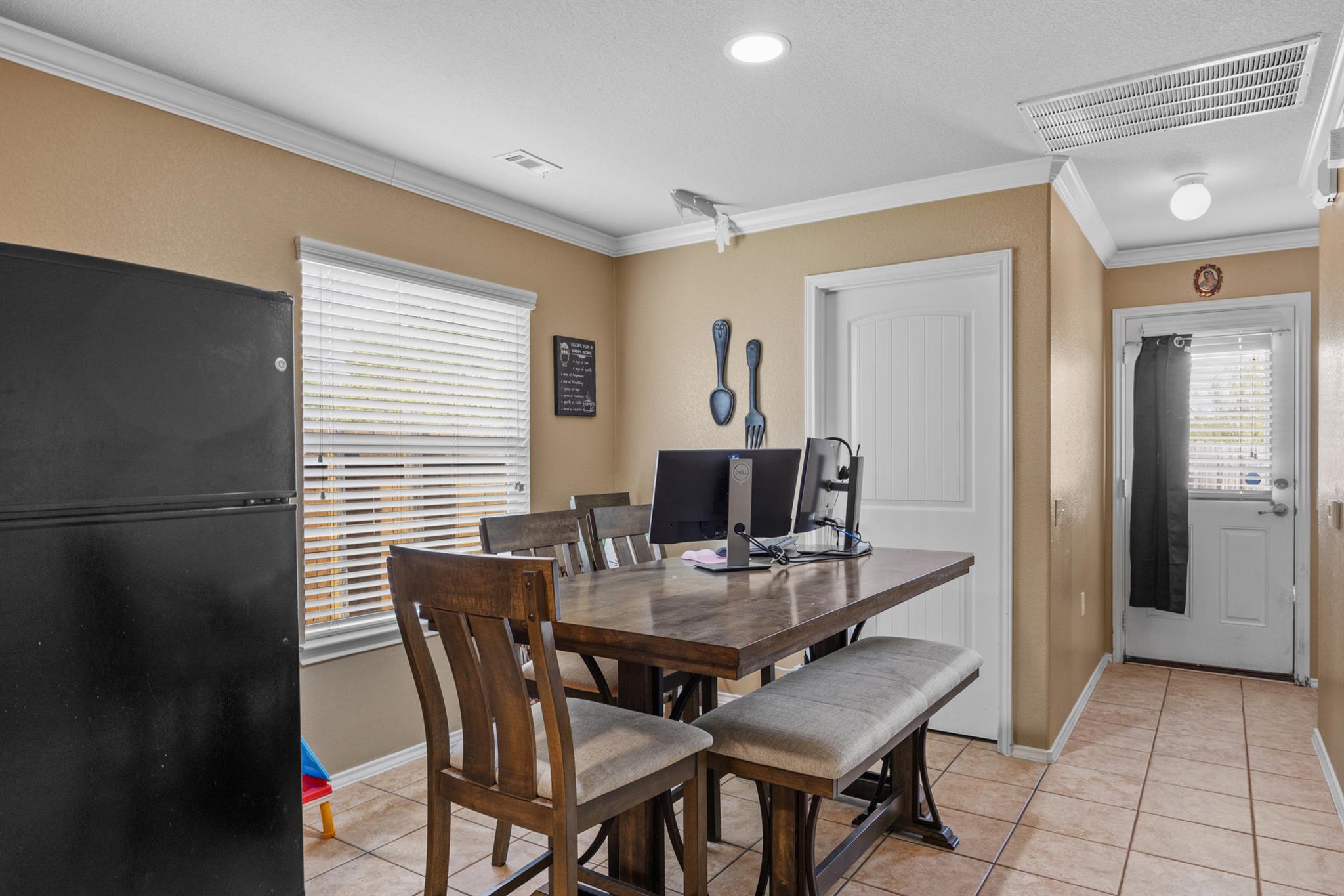 7128 Outfitter Dr, Austin, TX 78744