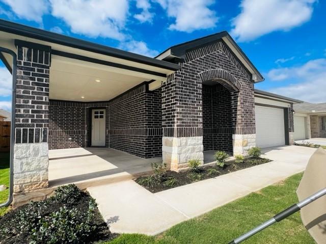 803 Pease River Way, Hutto, TX 78634