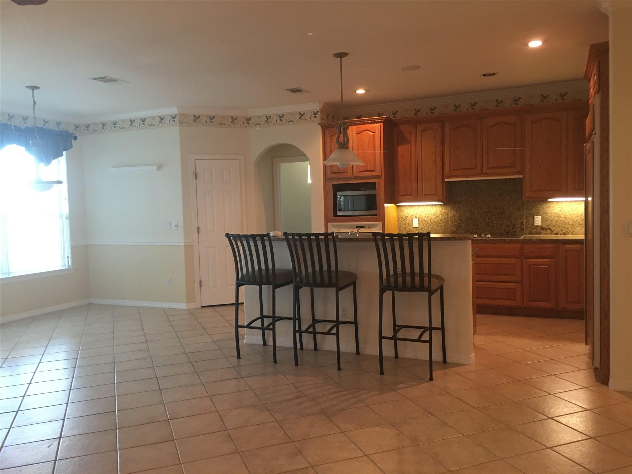 120 W Brazos Dr, Georgetown, TX 78628