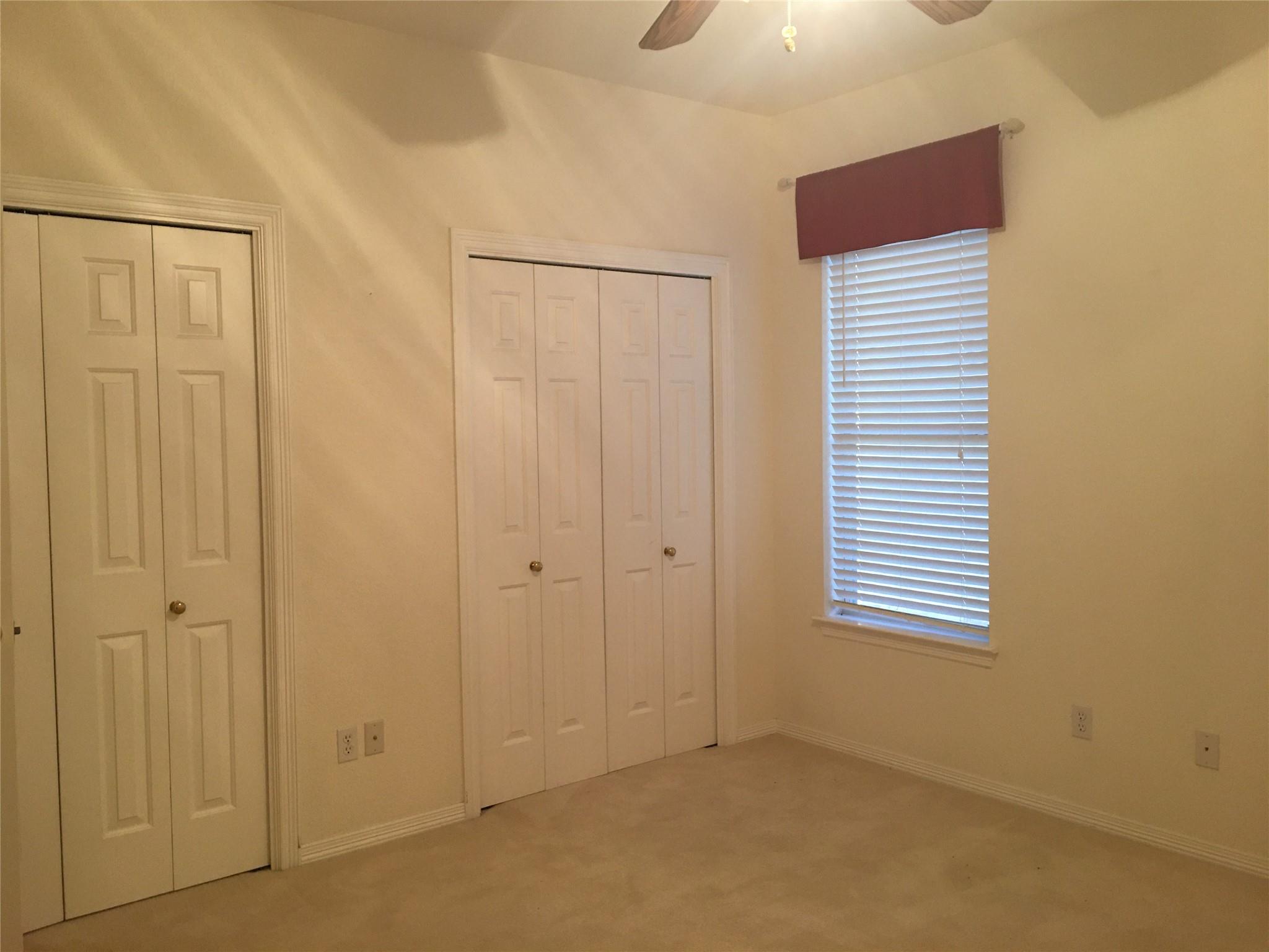 120 W Brazos Dr, Georgetown, TX 78628