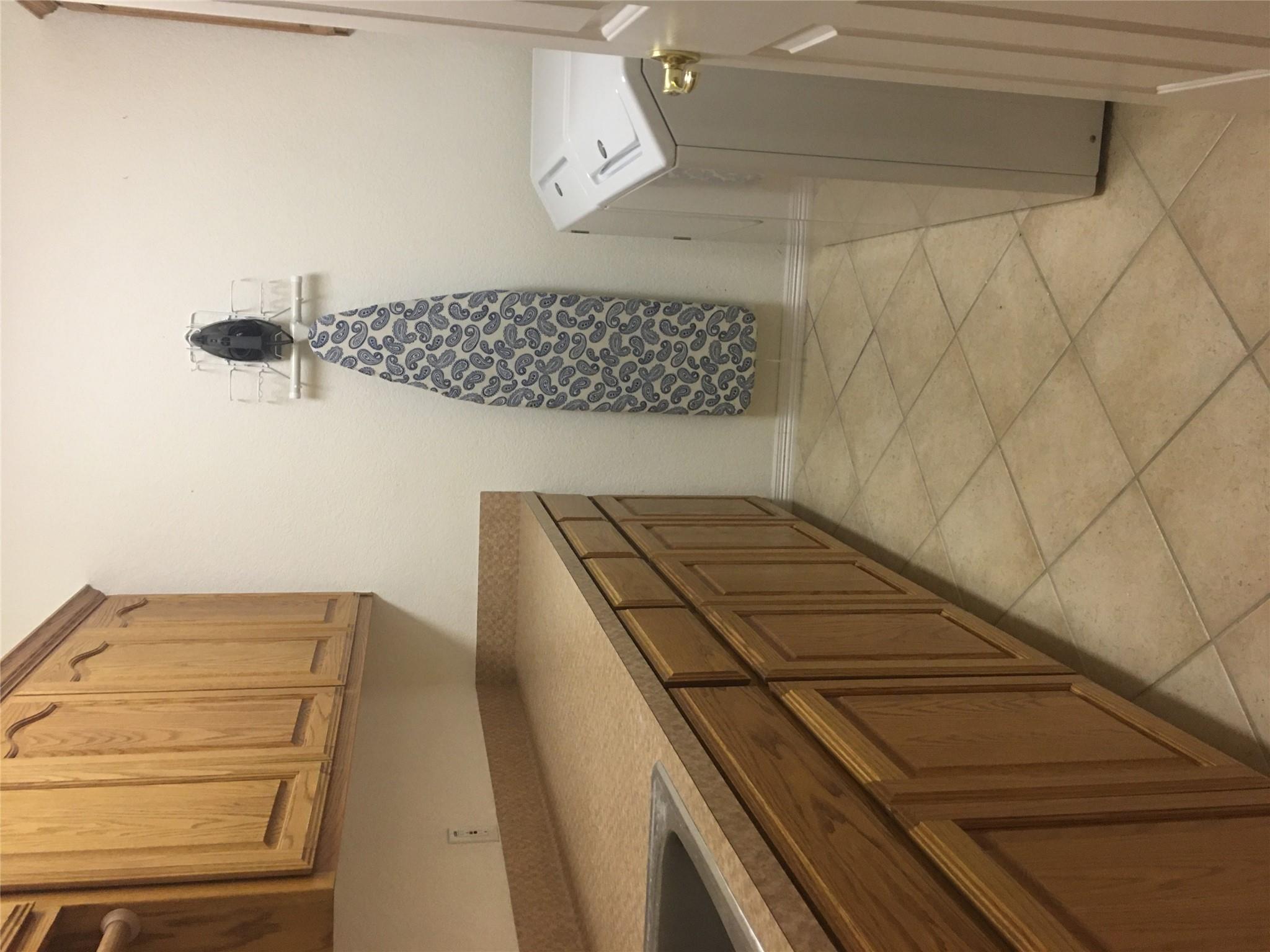 120 W Brazos Dr, Georgetown, TX 78628