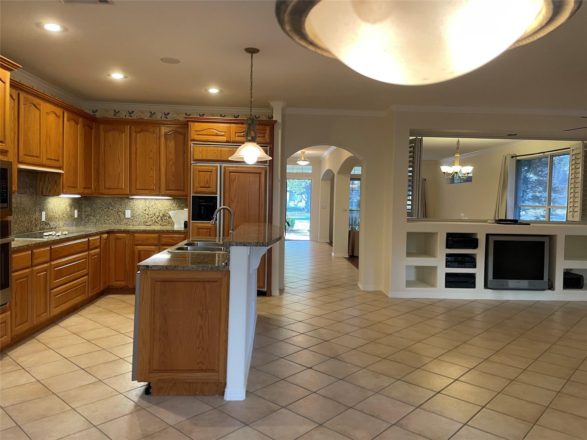 120 W Brazos Dr, Georgetown, TX 78628