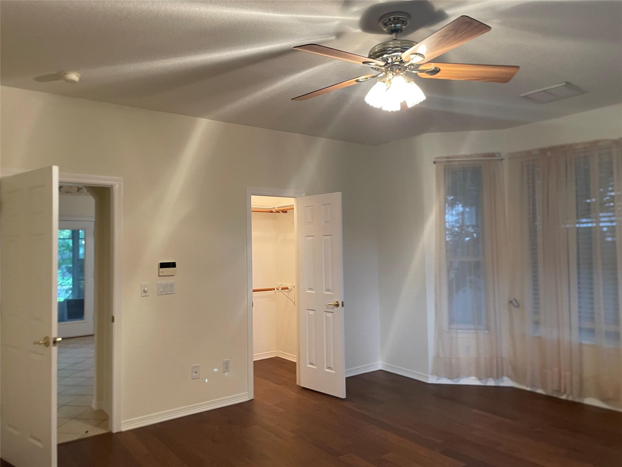 120 W Brazos Dr, Georgetown, TX 78628