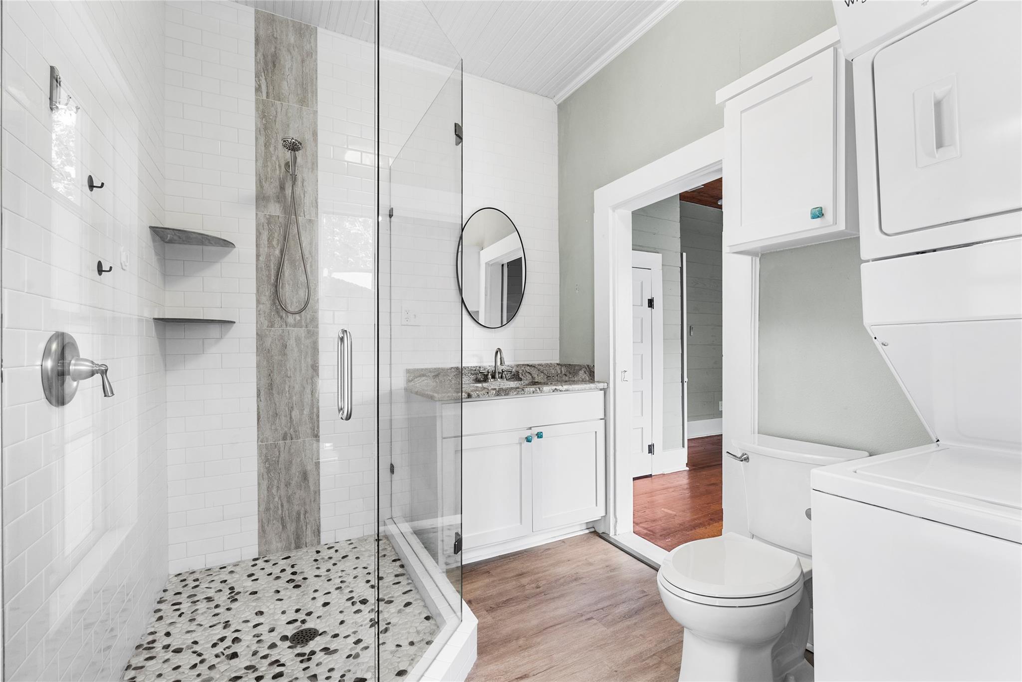 108 N Avenue B, Elgin, TX 78621