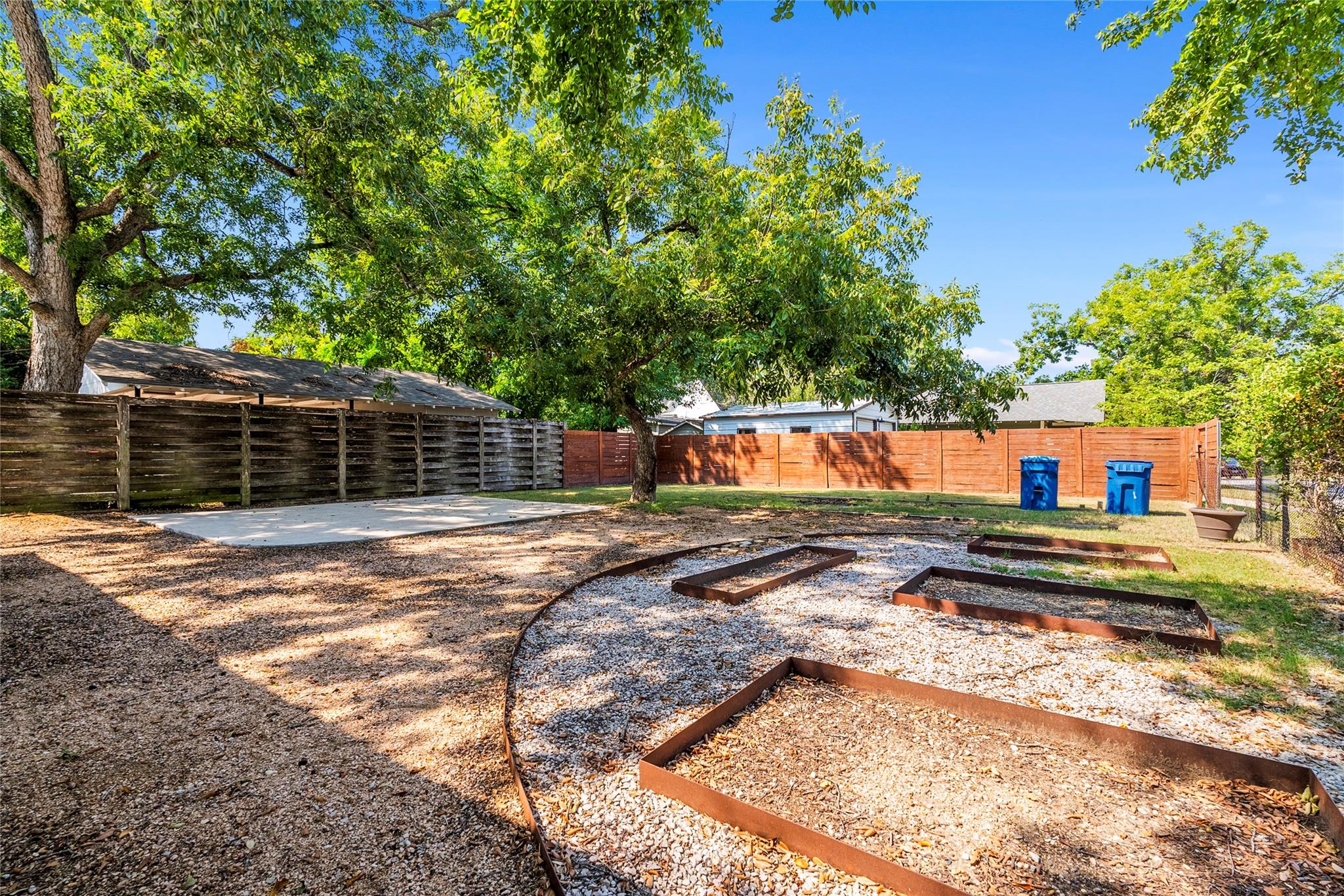 108 N Avenue B, Elgin, TX 78621