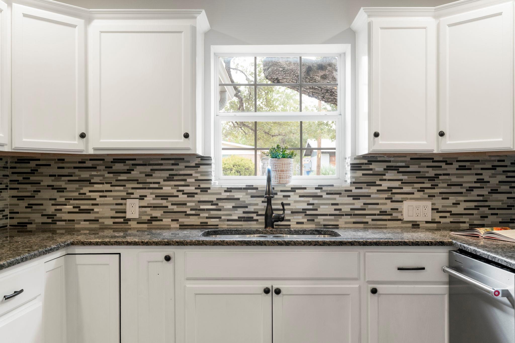 4704 Roundup Trl, Austin, TX 78745