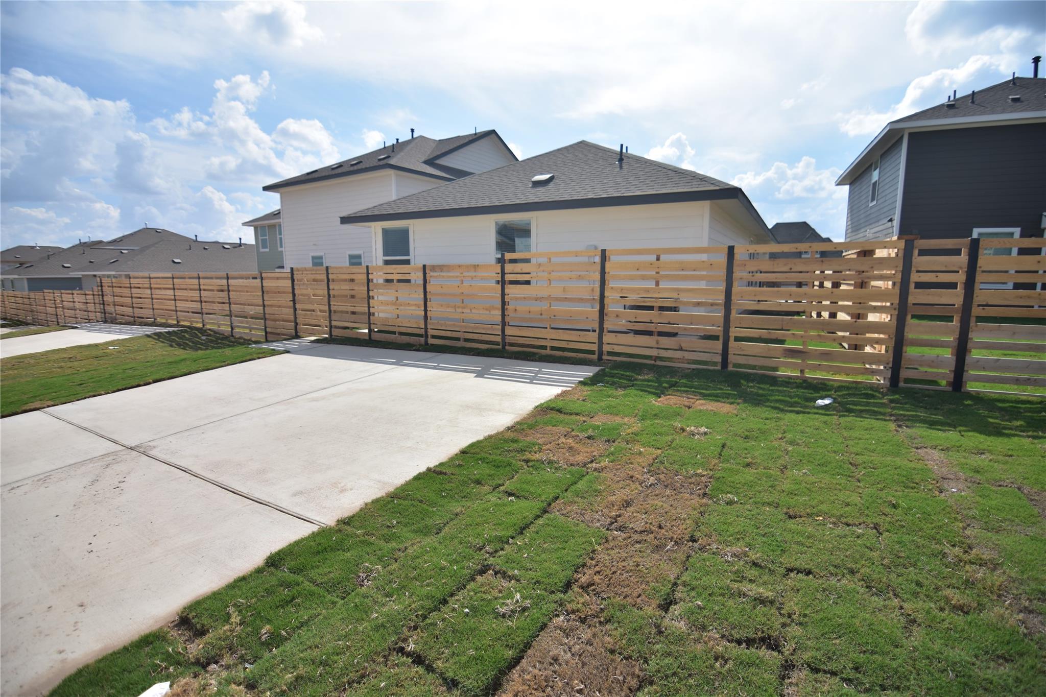 373 Keefer Ln, Kyle, TX 78640