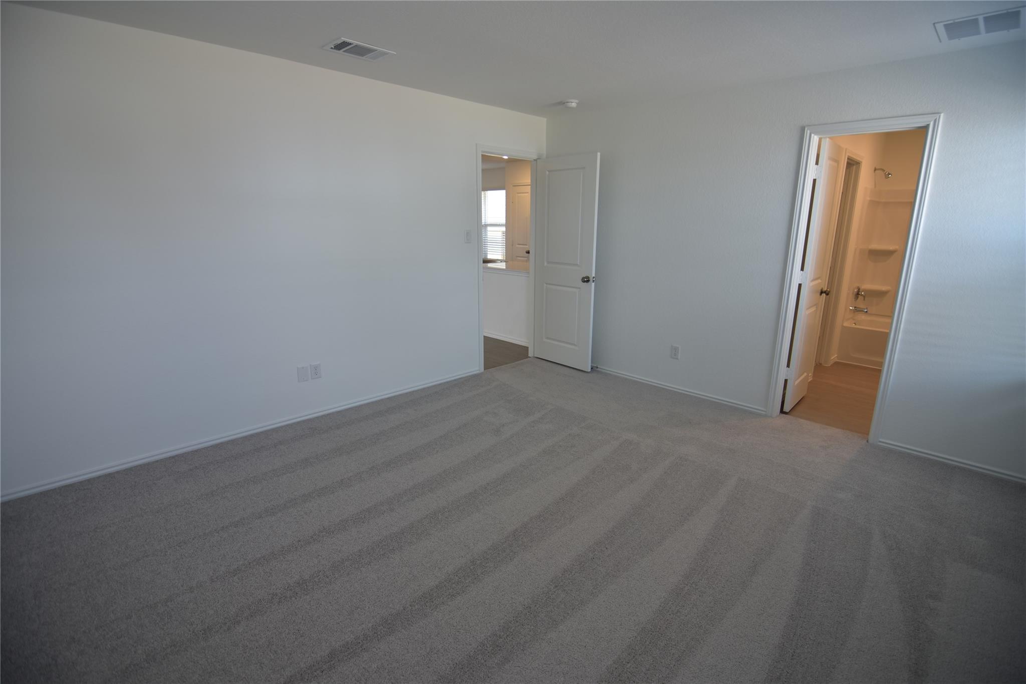 373 Keefer Ln, Kyle, TX 78640