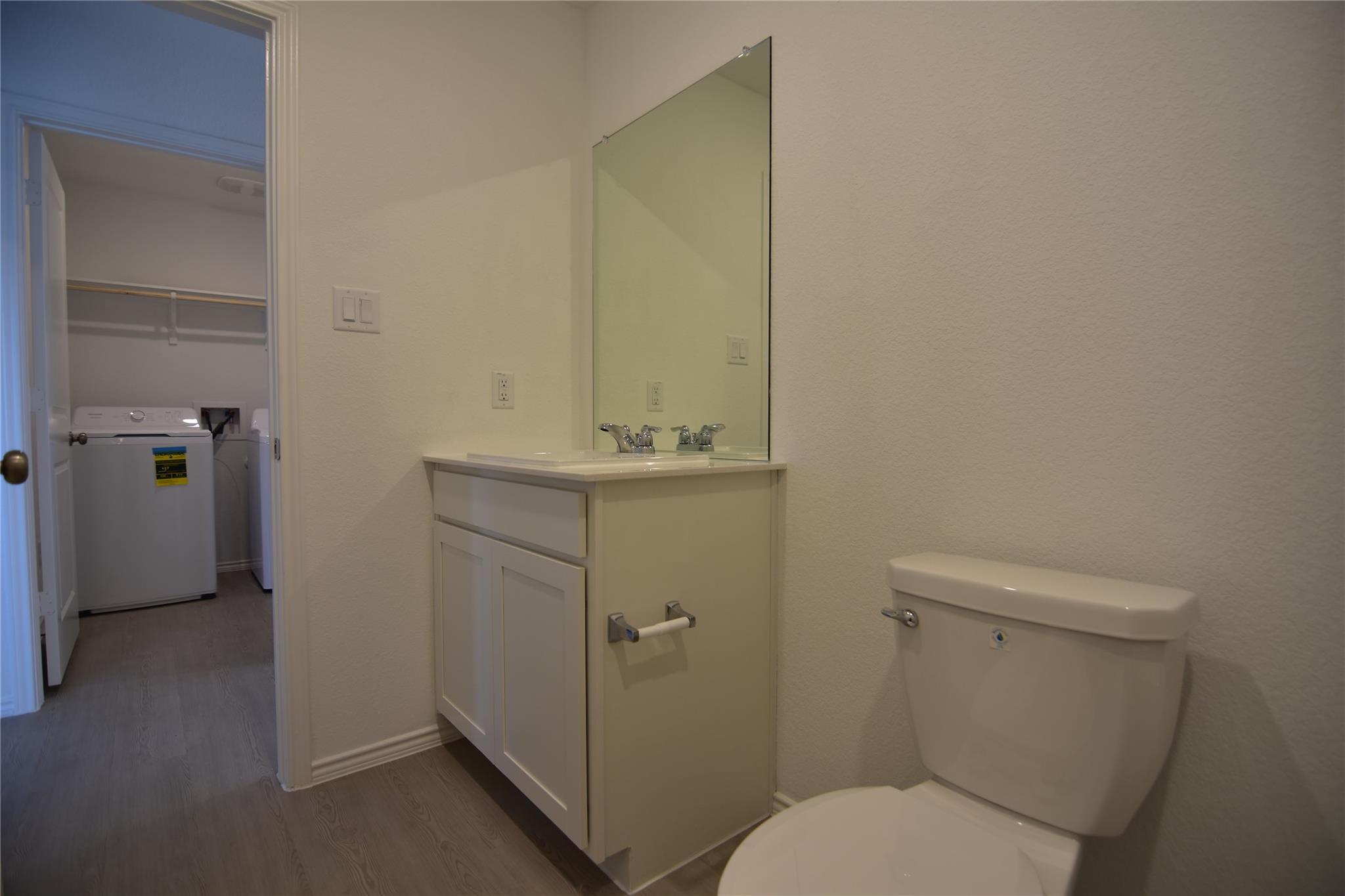 373 Keefer Ln, Kyle, TX 78640