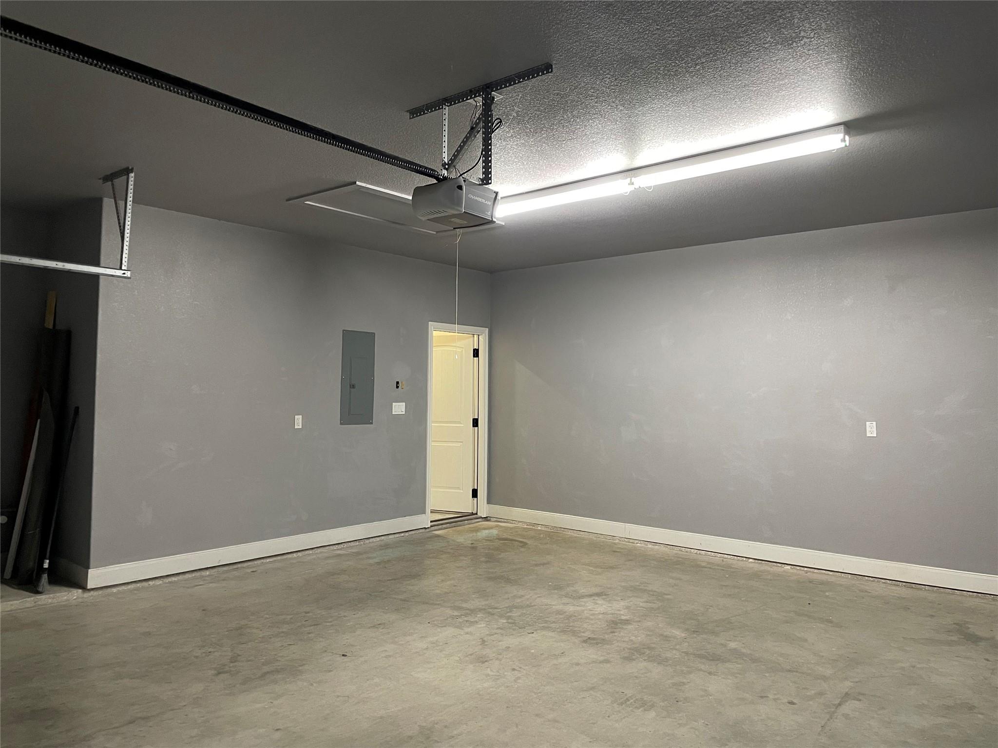 9812 Southshore Dr, Salado, TX 76571