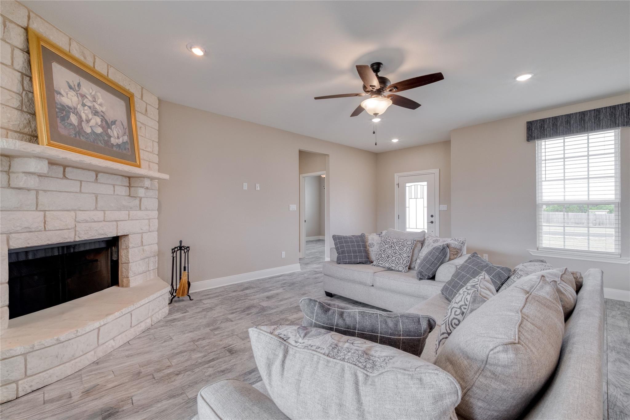 9812 Southshore Dr, Salado, TX 76571