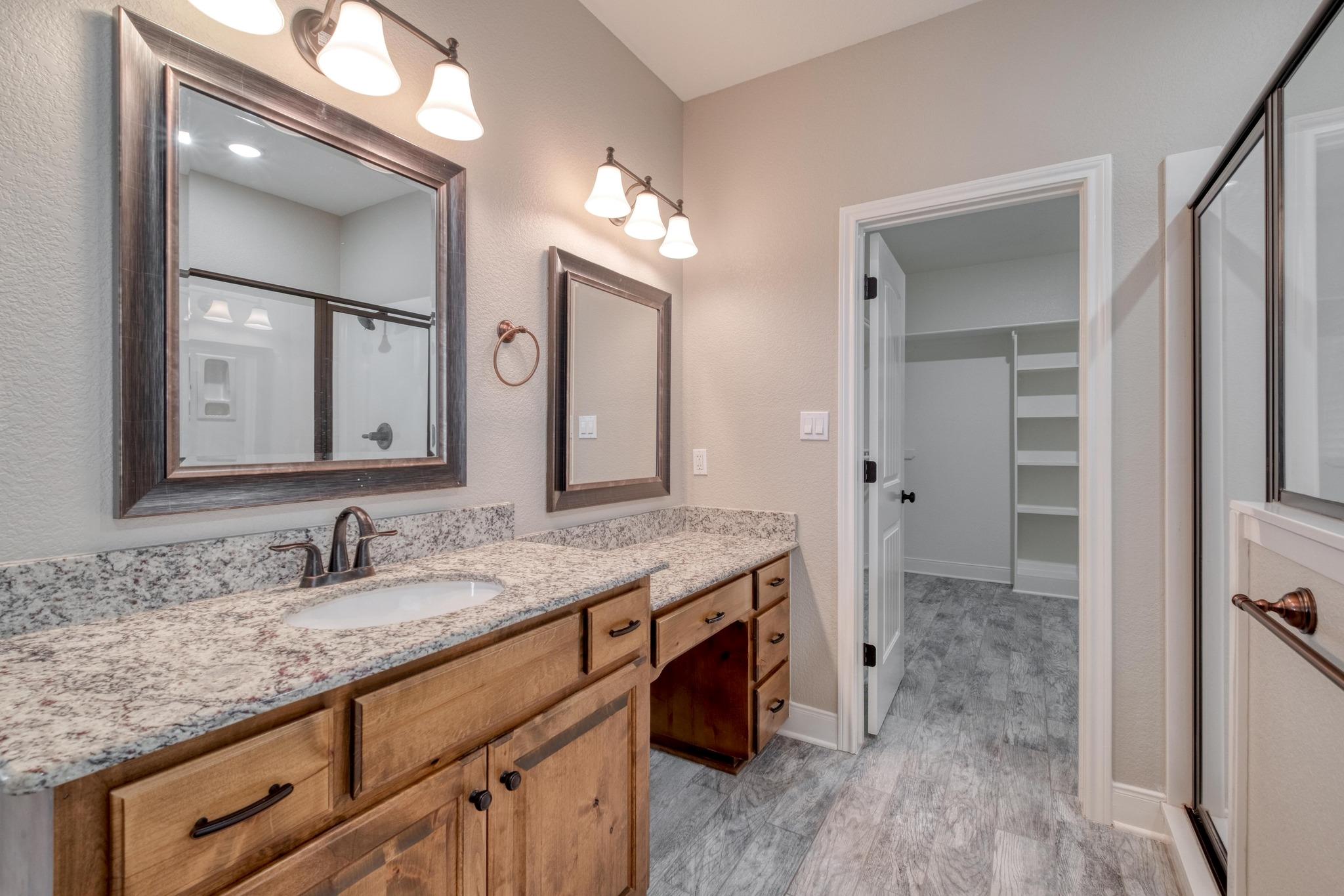 9812 Southshore Dr, Salado, TX 76571