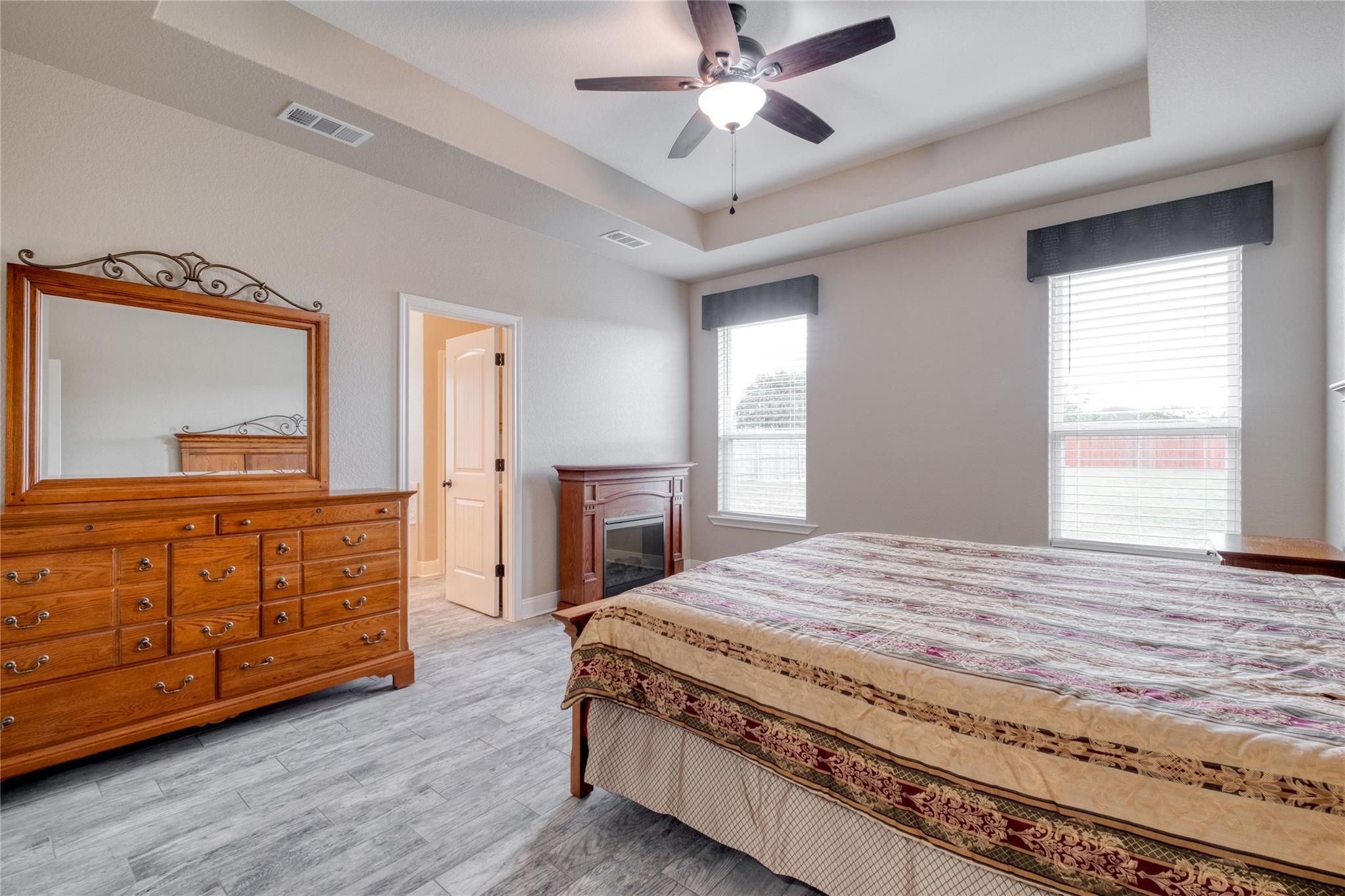 9812 Southshore Dr, Salado, TX 76571