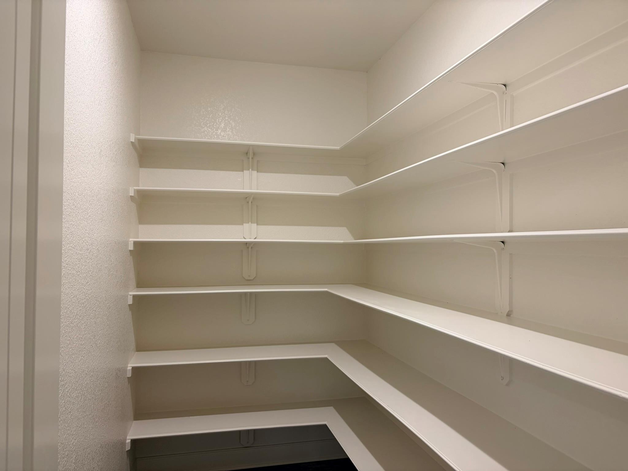 9812 Southshore Dr, Salado, TX 76571