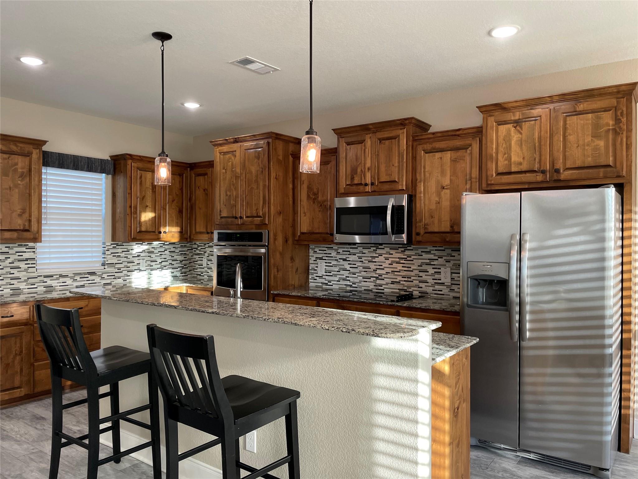 9812 Southshore Dr, Salado, TX 76571