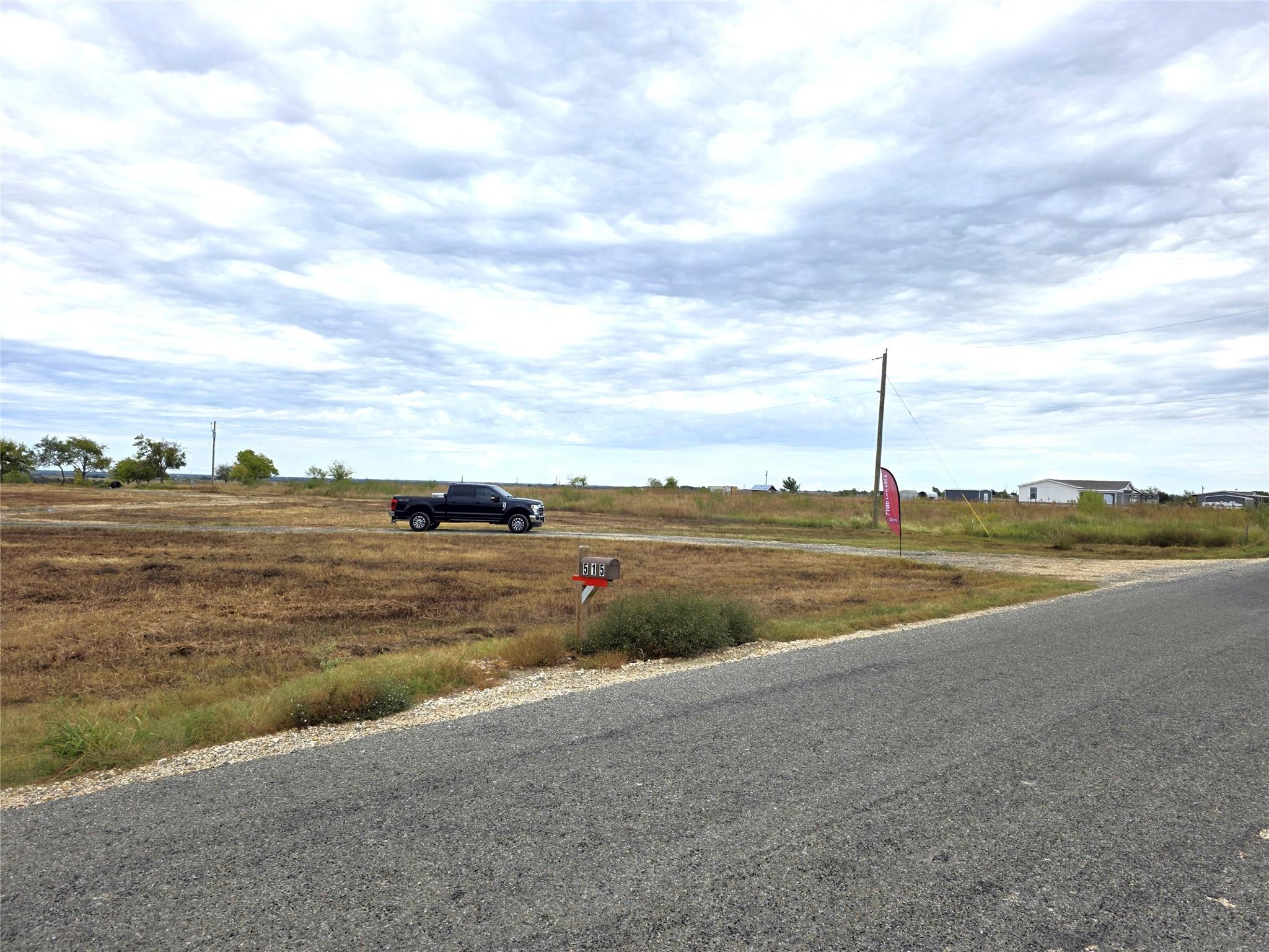 515 County Road 423 Rd # Lot 27, Taylor, TX 76574