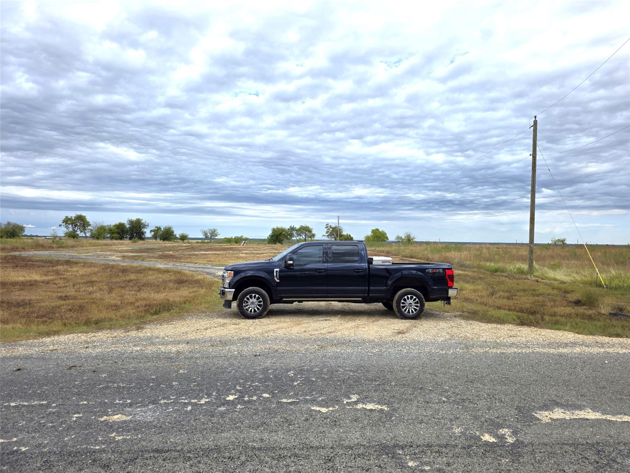 515 County Road 423 Rd # Lot 27, Taylor, TX 76574