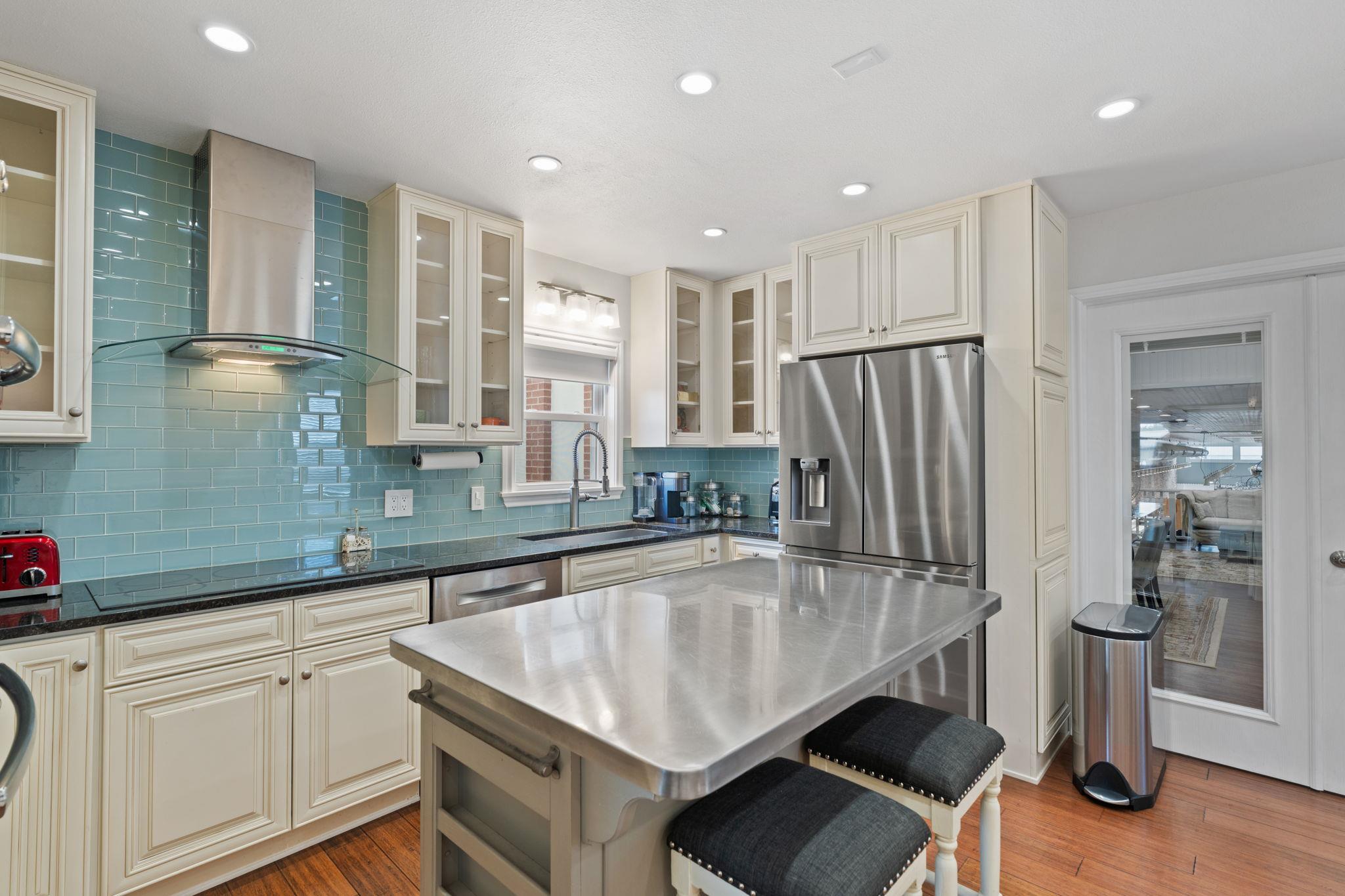 925 Main St, Bastrop, TX 78602