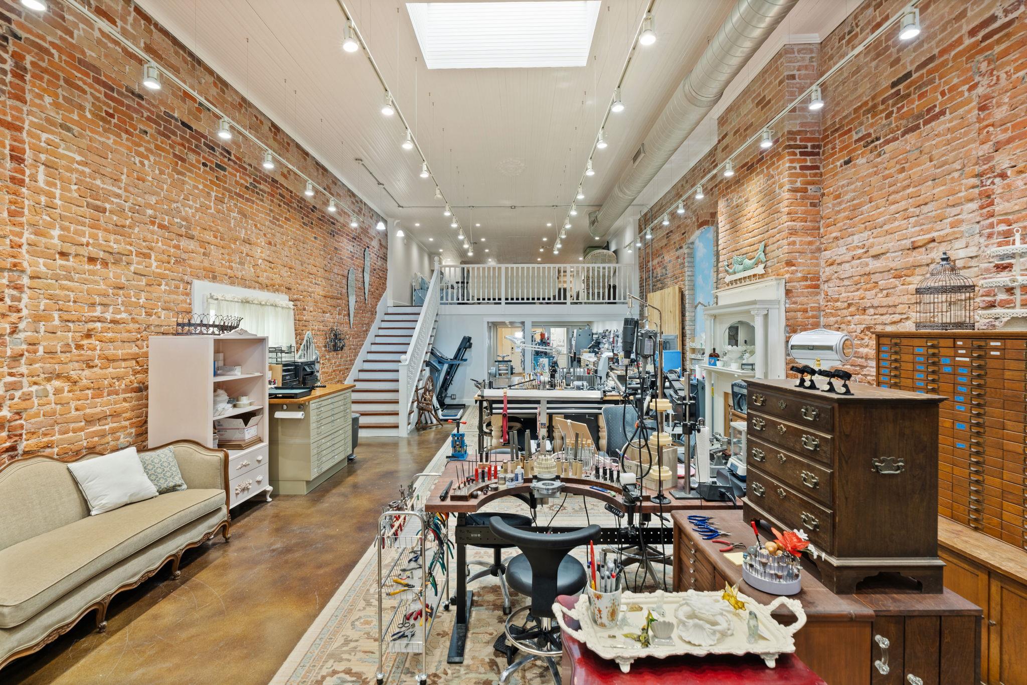 925 Main St, Bastrop, TX 78602