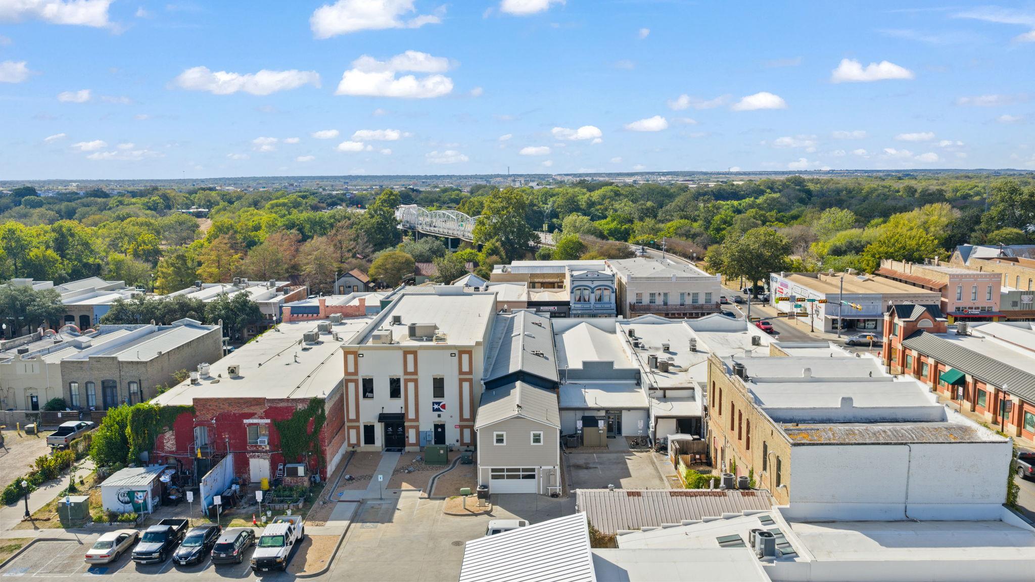 925 Main St, Bastrop, TX 78602