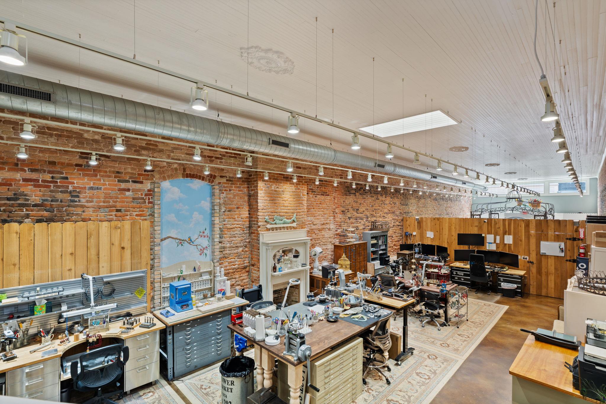 925 Main St, Bastrop, TX 78602