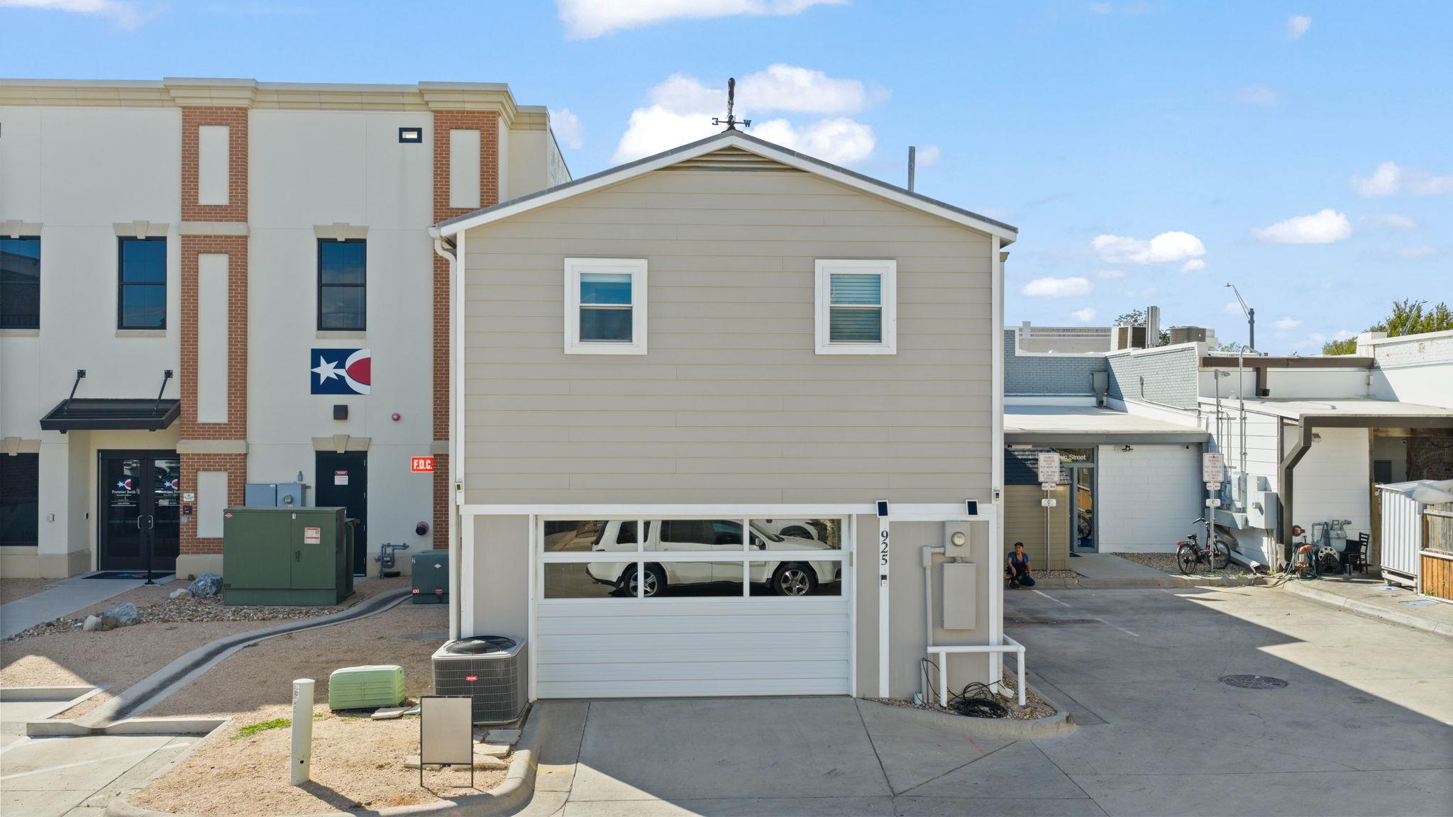 925 Main St, Bastrop, TX 78602