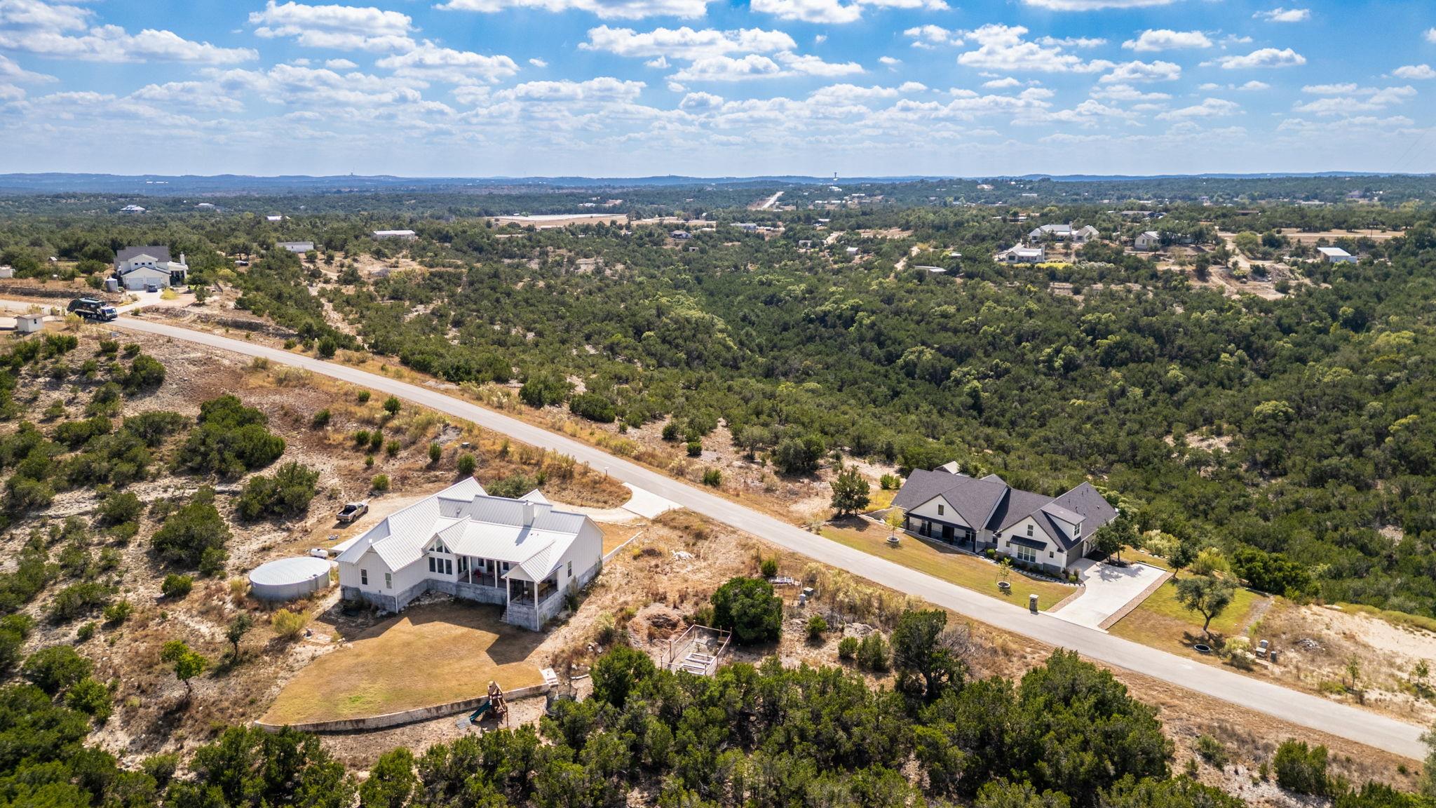 529 Julieanne Cv, Dripping Springs, TX 78620