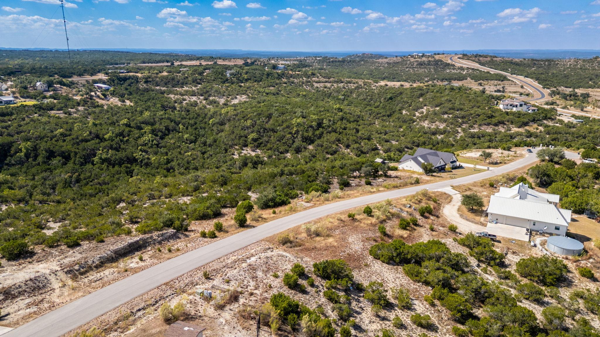 529 Julieanne Cv, Dripping Springs, TX 78620