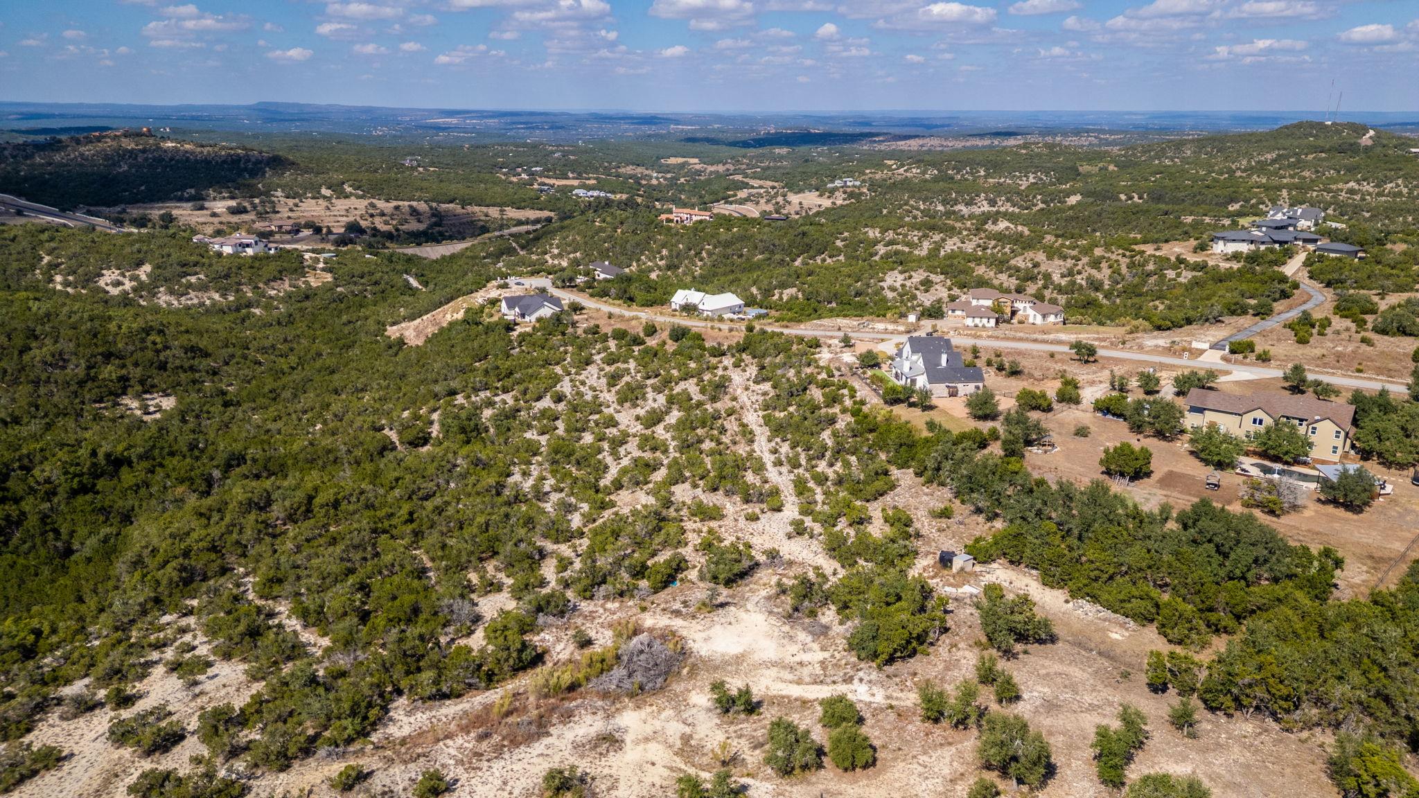 529 Julieanne Cv, Dripping Springs, TX 78620