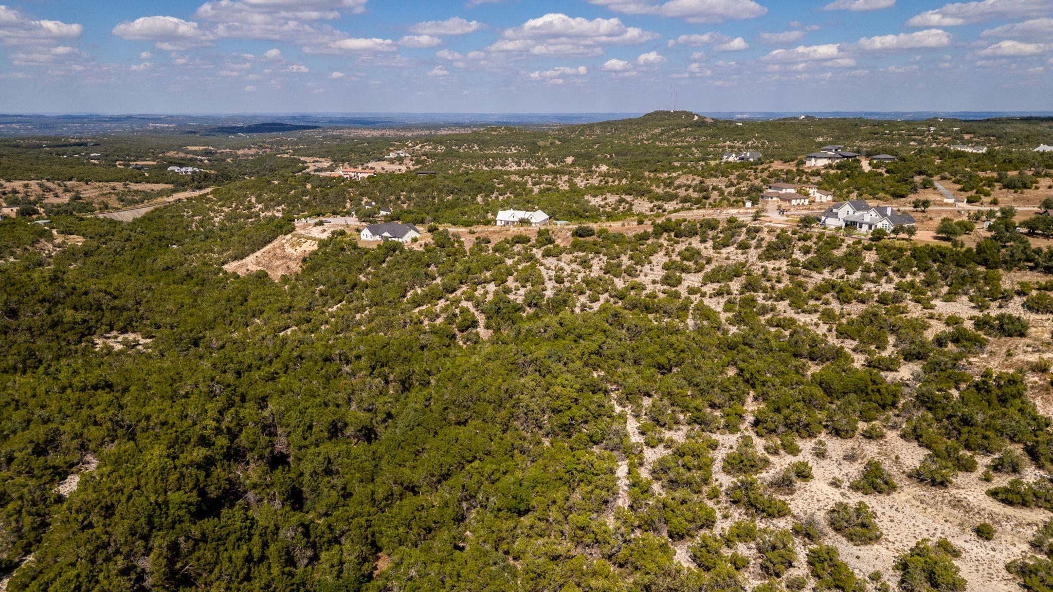 529 Julieanne Cv, Dripping Springs, TX 78620